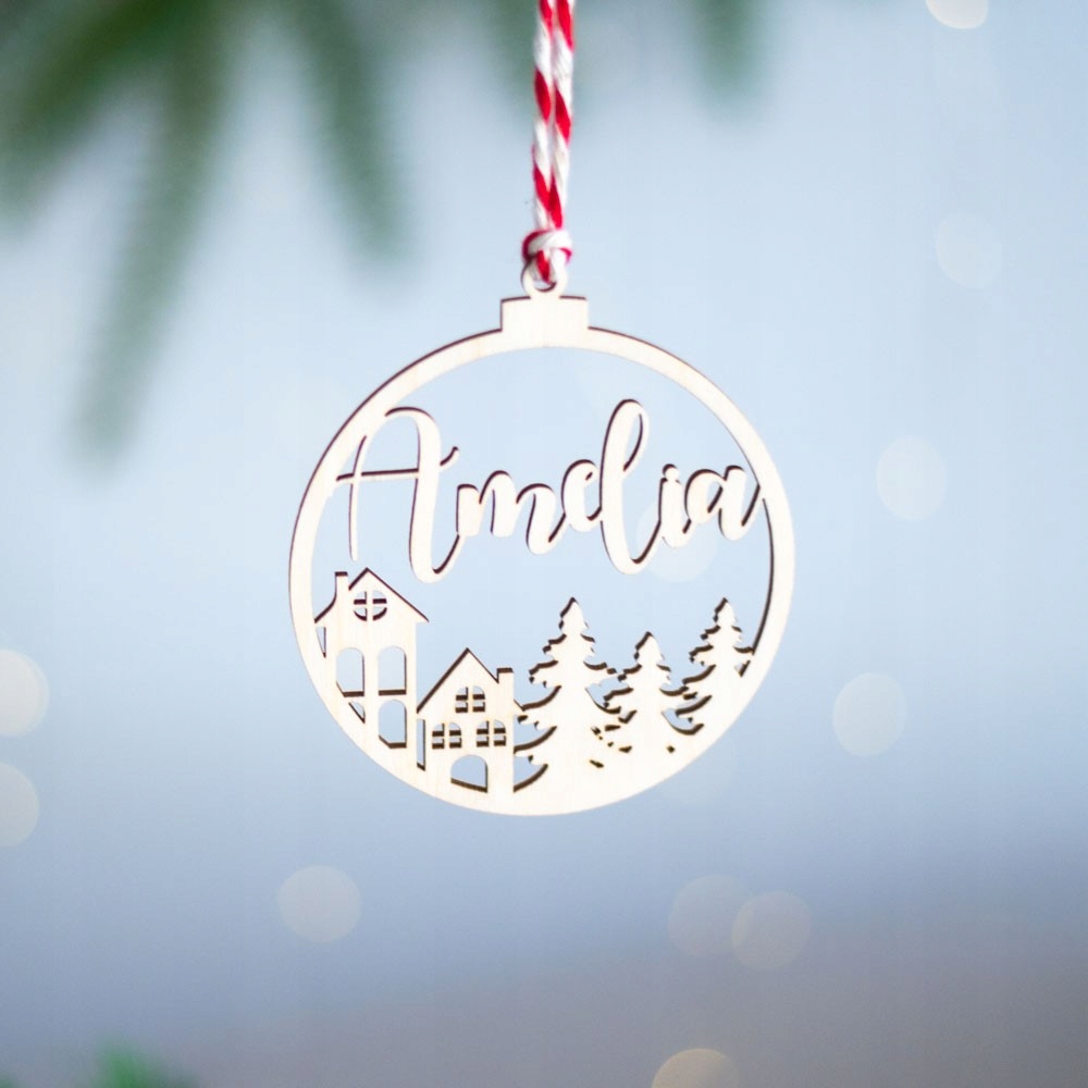 BOMBKA Z IMIENIEM DREWNIANA ŚWIĘTA MIKOŁAJ MIASTO Motyw Drzewo