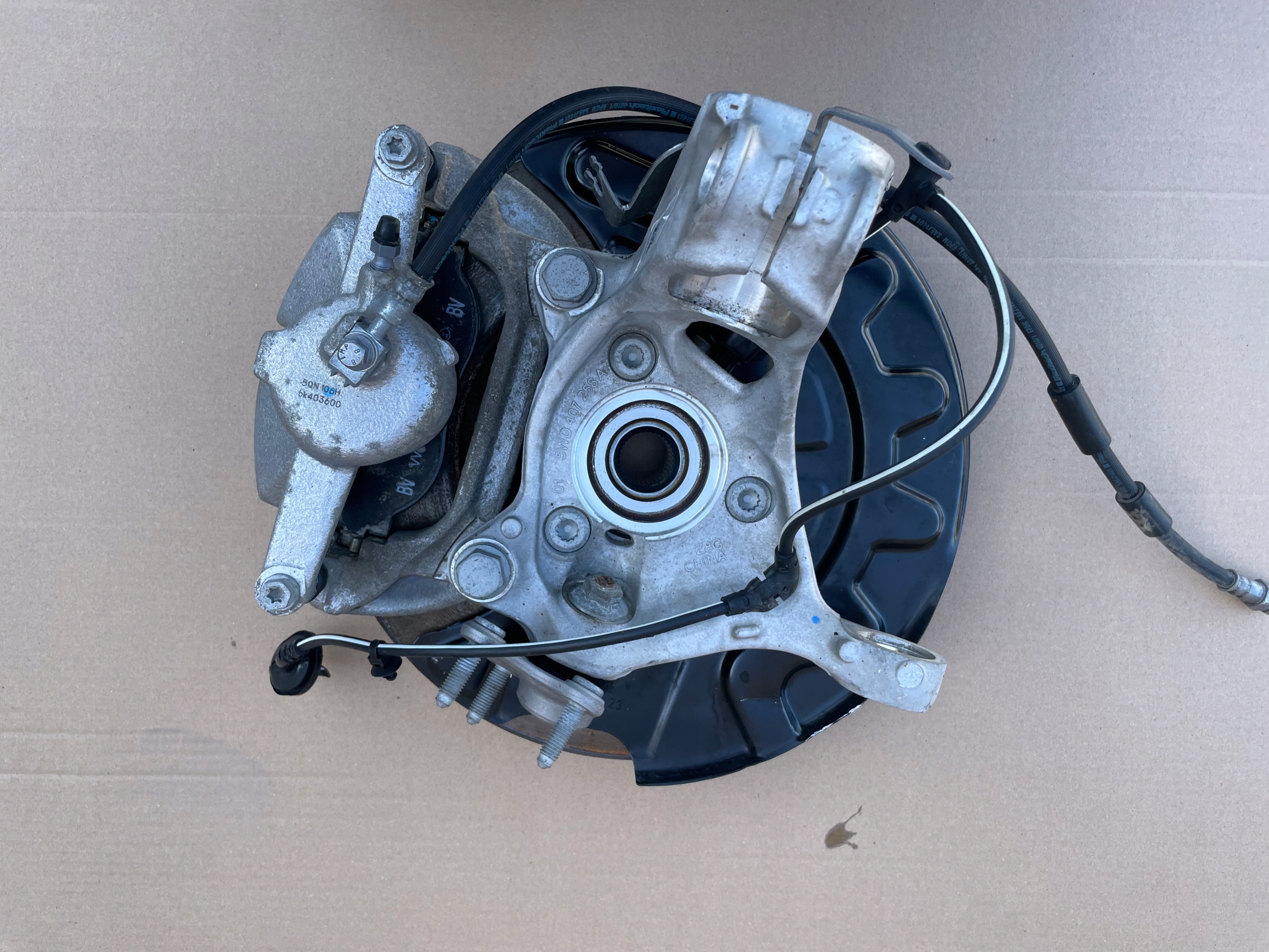 swing caliper disc VW SKODA 5WD407258A front right IDEAL complete