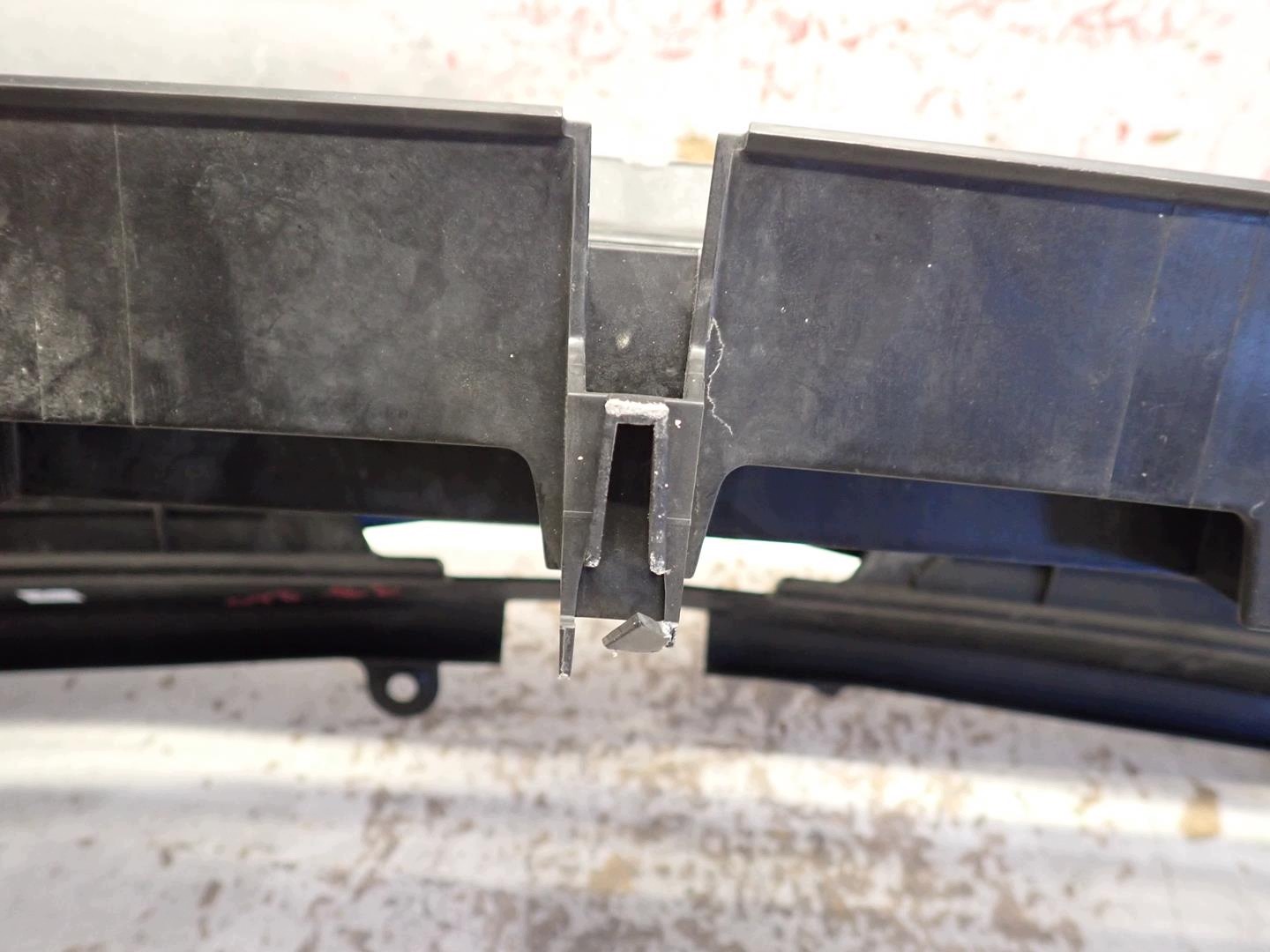 maska VW T7 2021- LED 7T0807381D