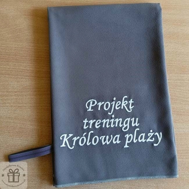 Ręcznik SZYBKOSCHNĄCY z mikrofibry IMIĘ trening Kolor dominujący niebieski