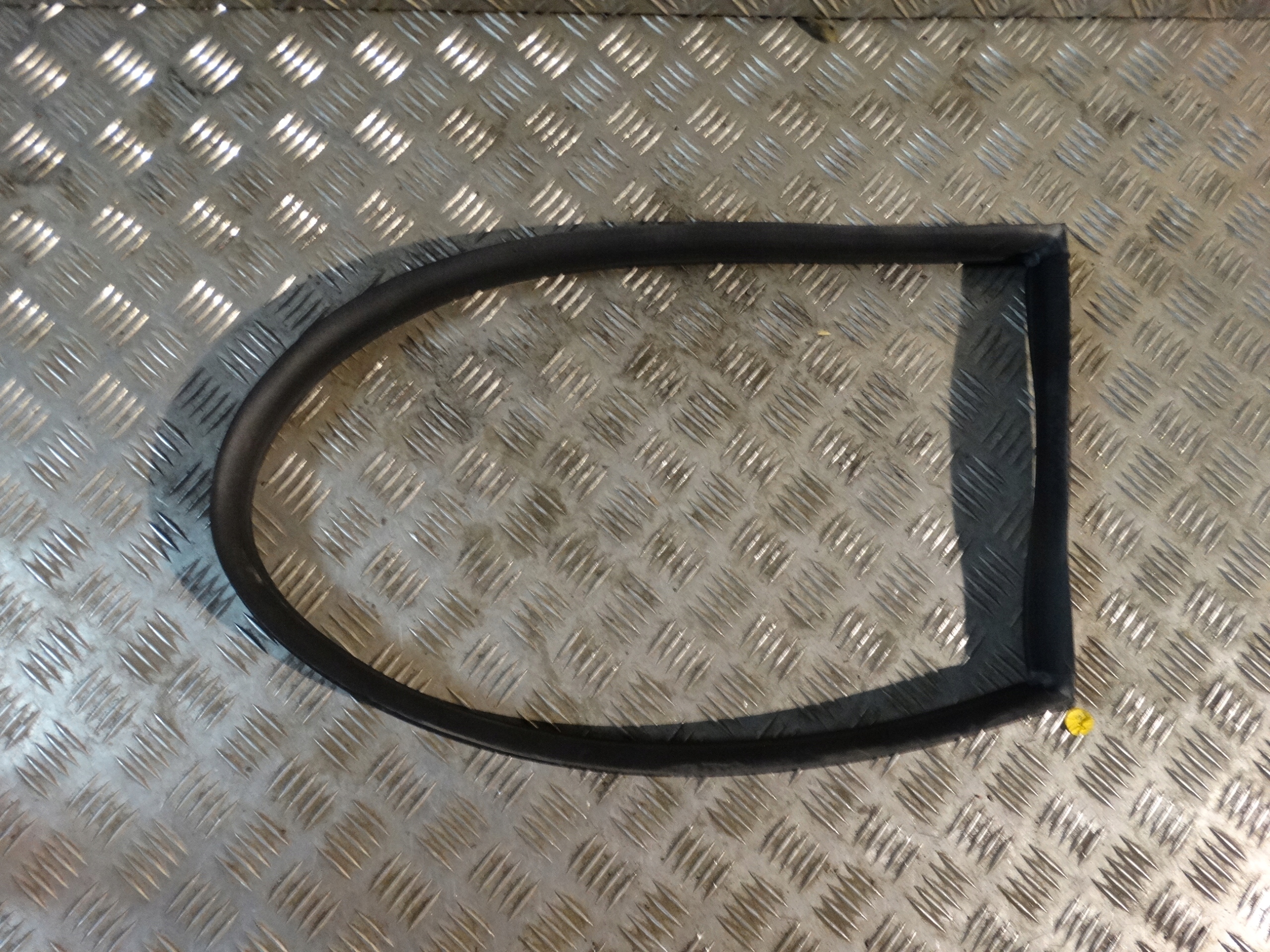 IDEALNA gasket left windows PORSCHE 1