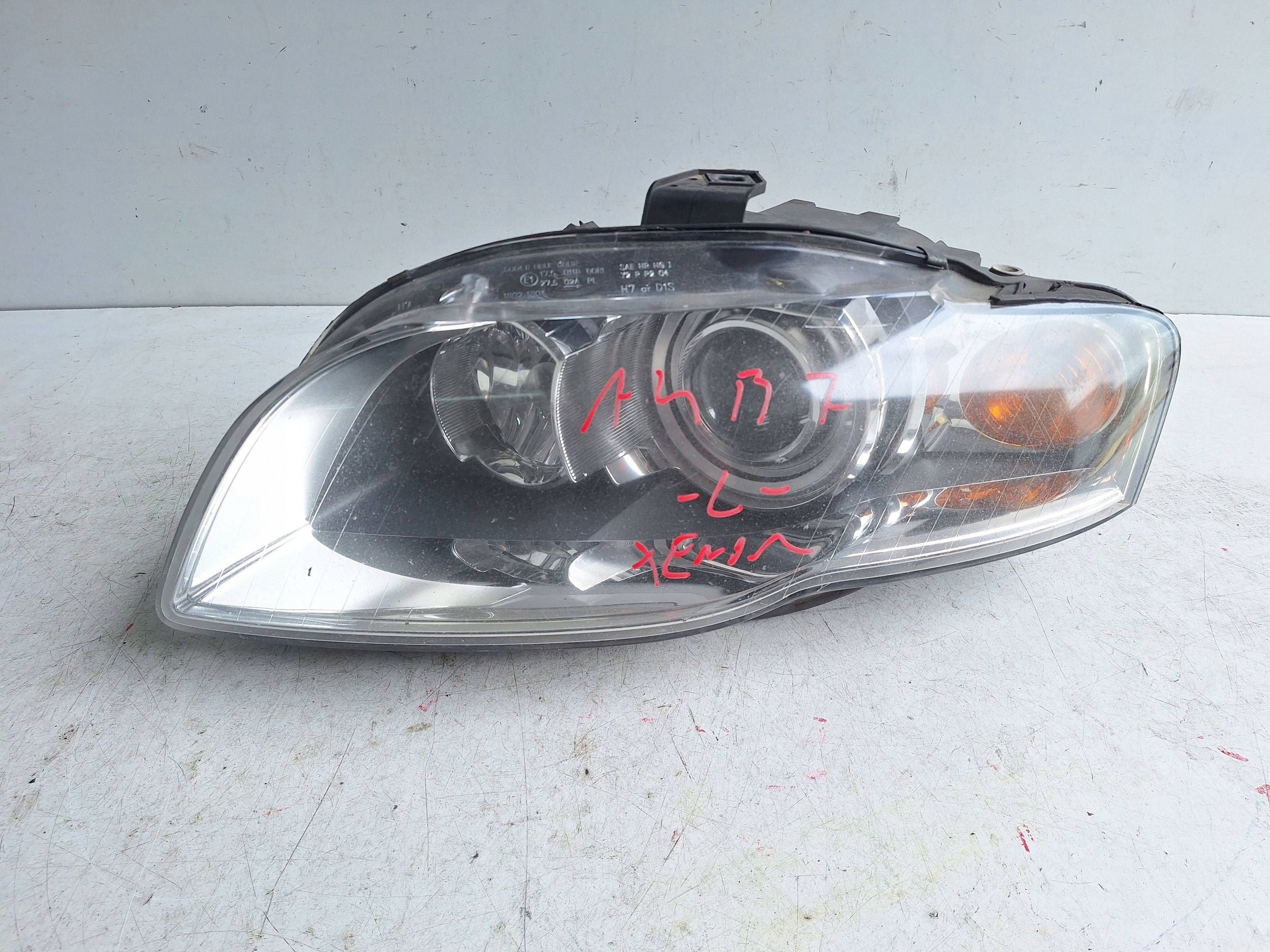 AUDI A4 B7 8E 05-08 light left XENON UK-ANGLIK 8E0941029AT