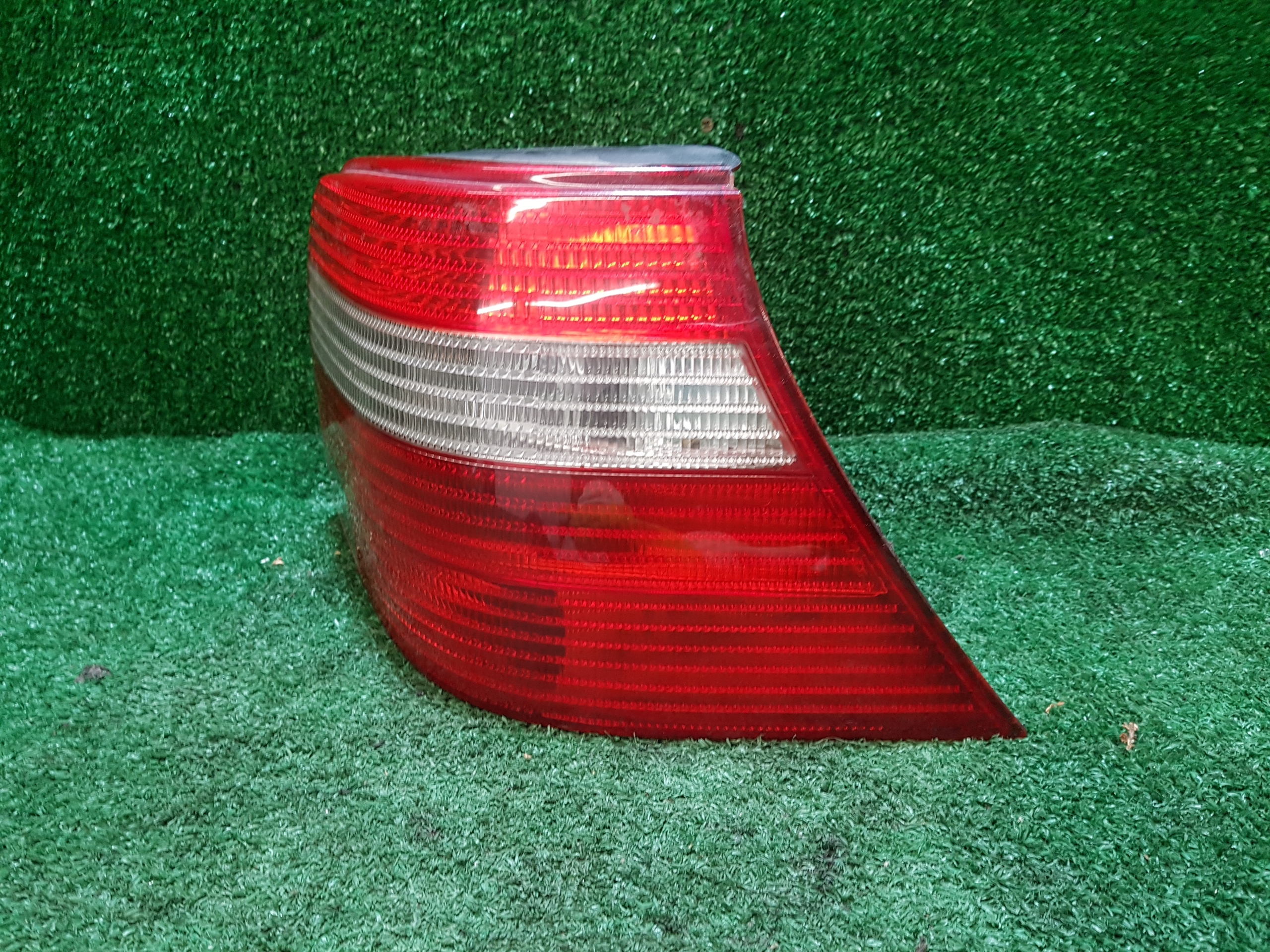 light right rear VOLKSWAGEN GOLF 4