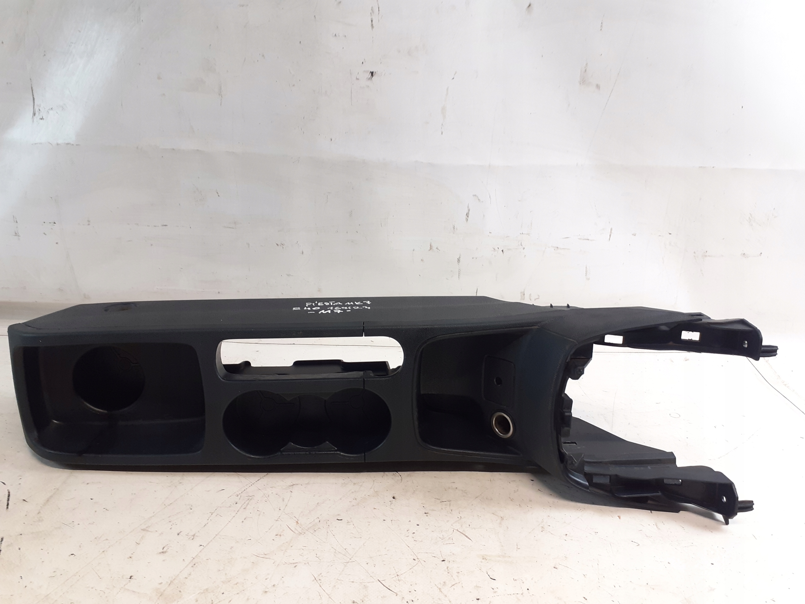 Tunel central Ford Fiesta MK7