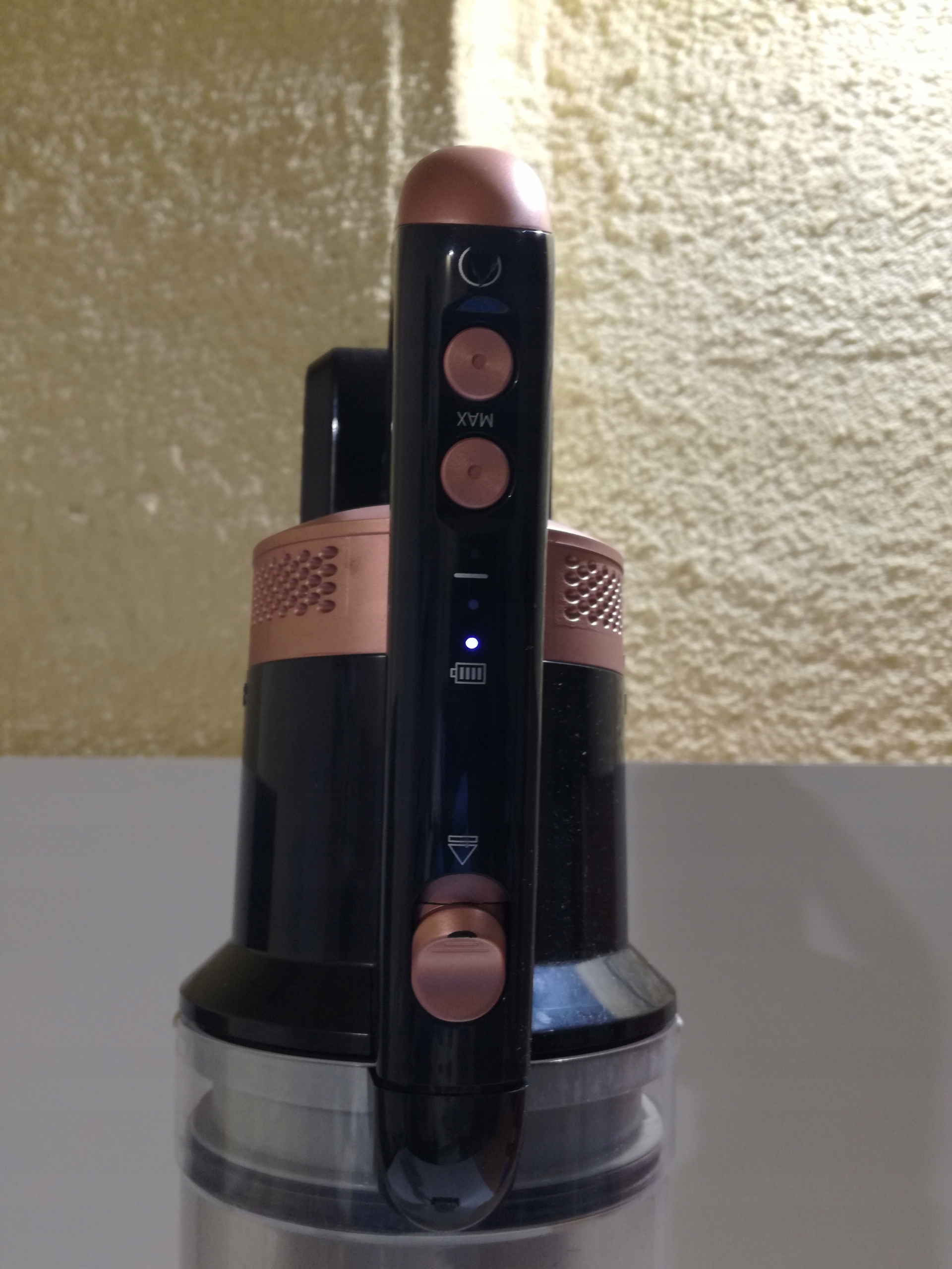 GRUNDIG VCP 5030 akumulatorowy odkurzacz pionowy Czas pracy bezprzewodowej 45 min