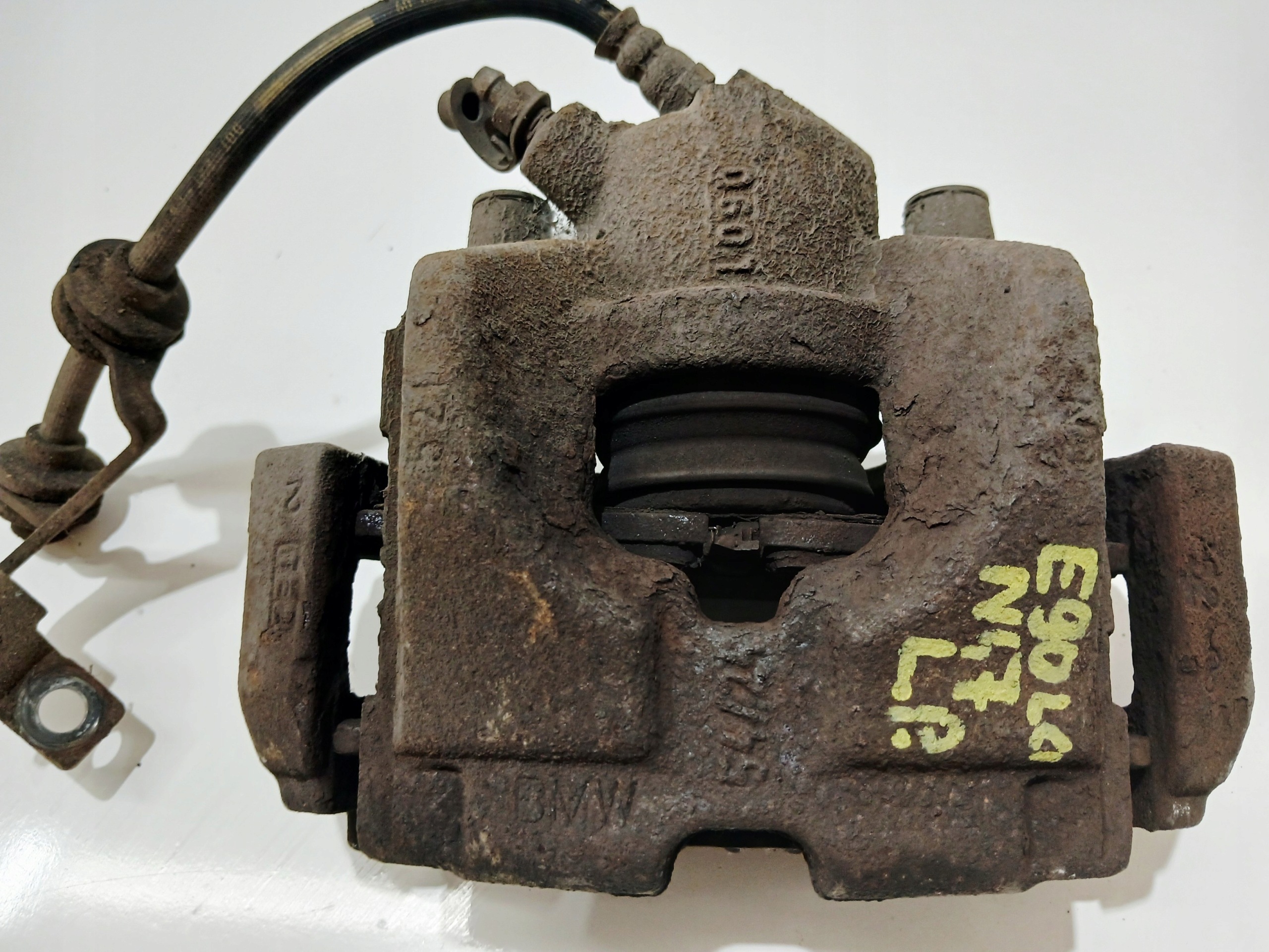 caliper brake left front BMW E90 E91 N47 54/24 (24235587)