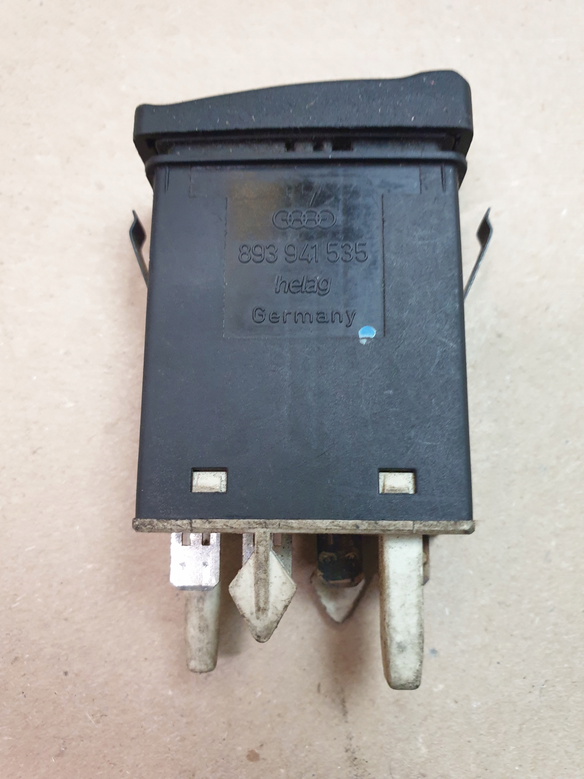 light switch PRZECIWMGIELNYCH HALOGENOW switch AUDI 80 90 A6 C4 OE