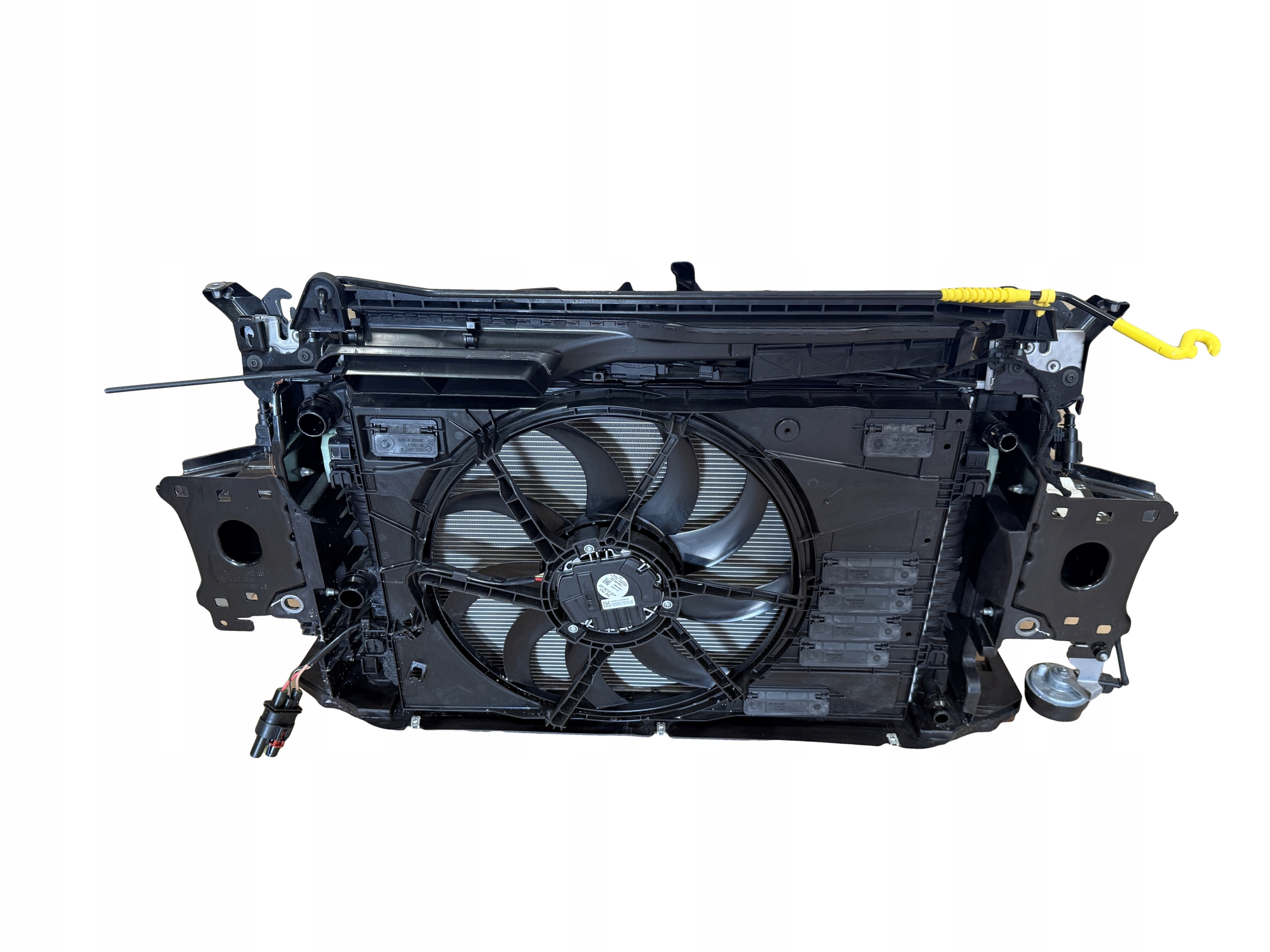 SEAT ARONA 1.5TSI bar, wall radiator