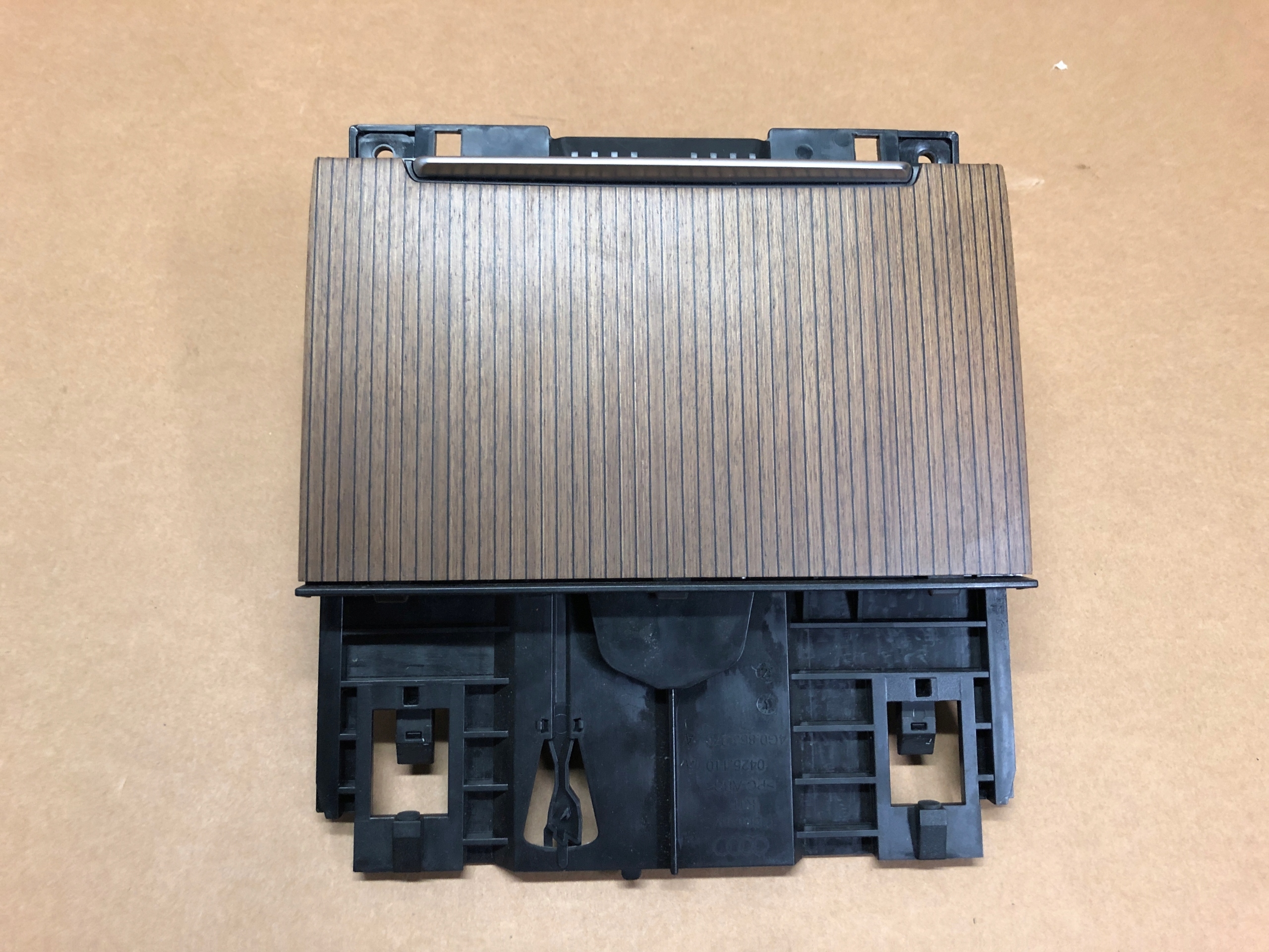 AUDI A7 4G декор пепельница 4G0863440AS KB4