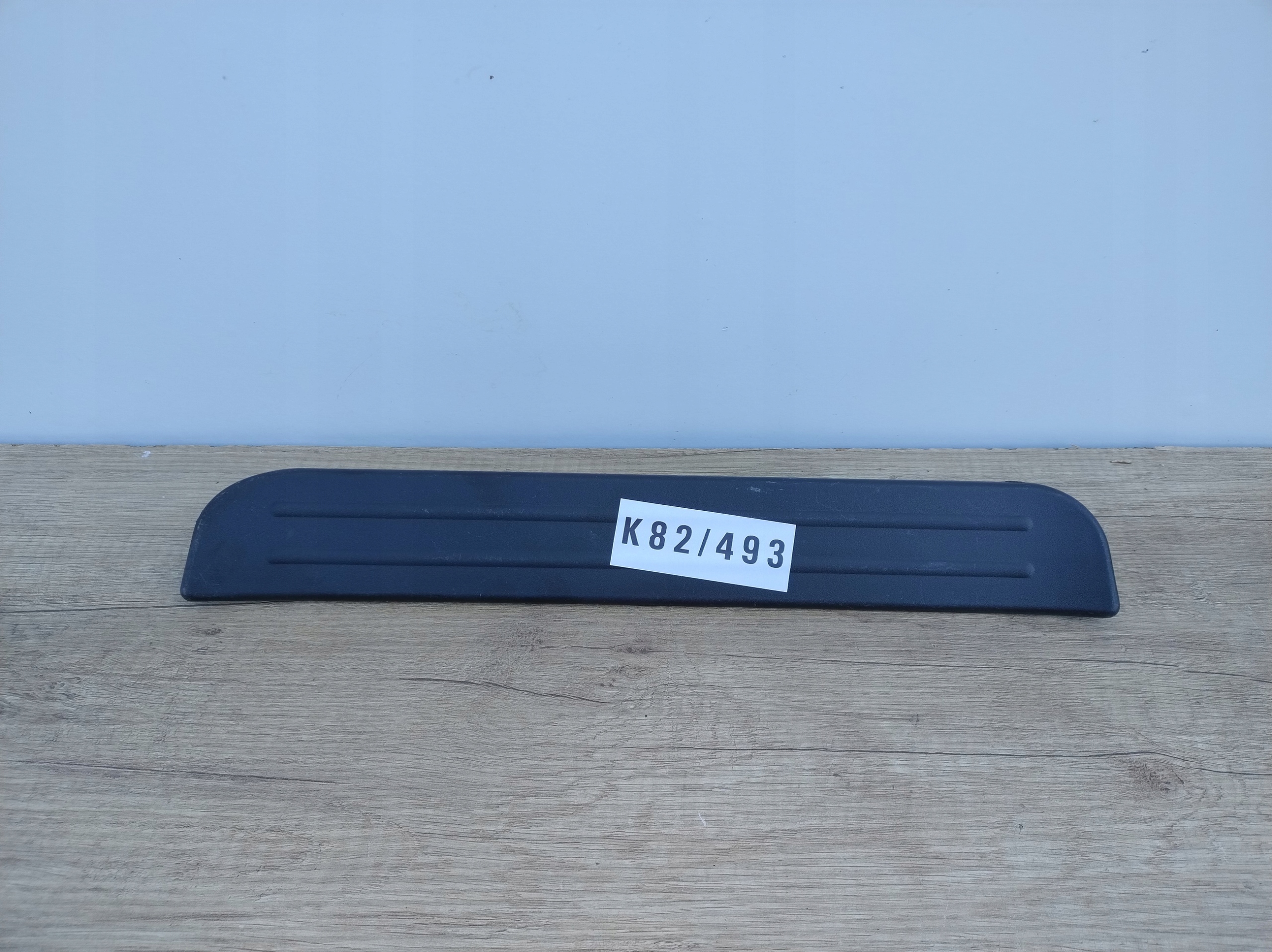 MAZDA CX7 CX-7 moulding threshold cap left rear part EG21687H0 K82/493