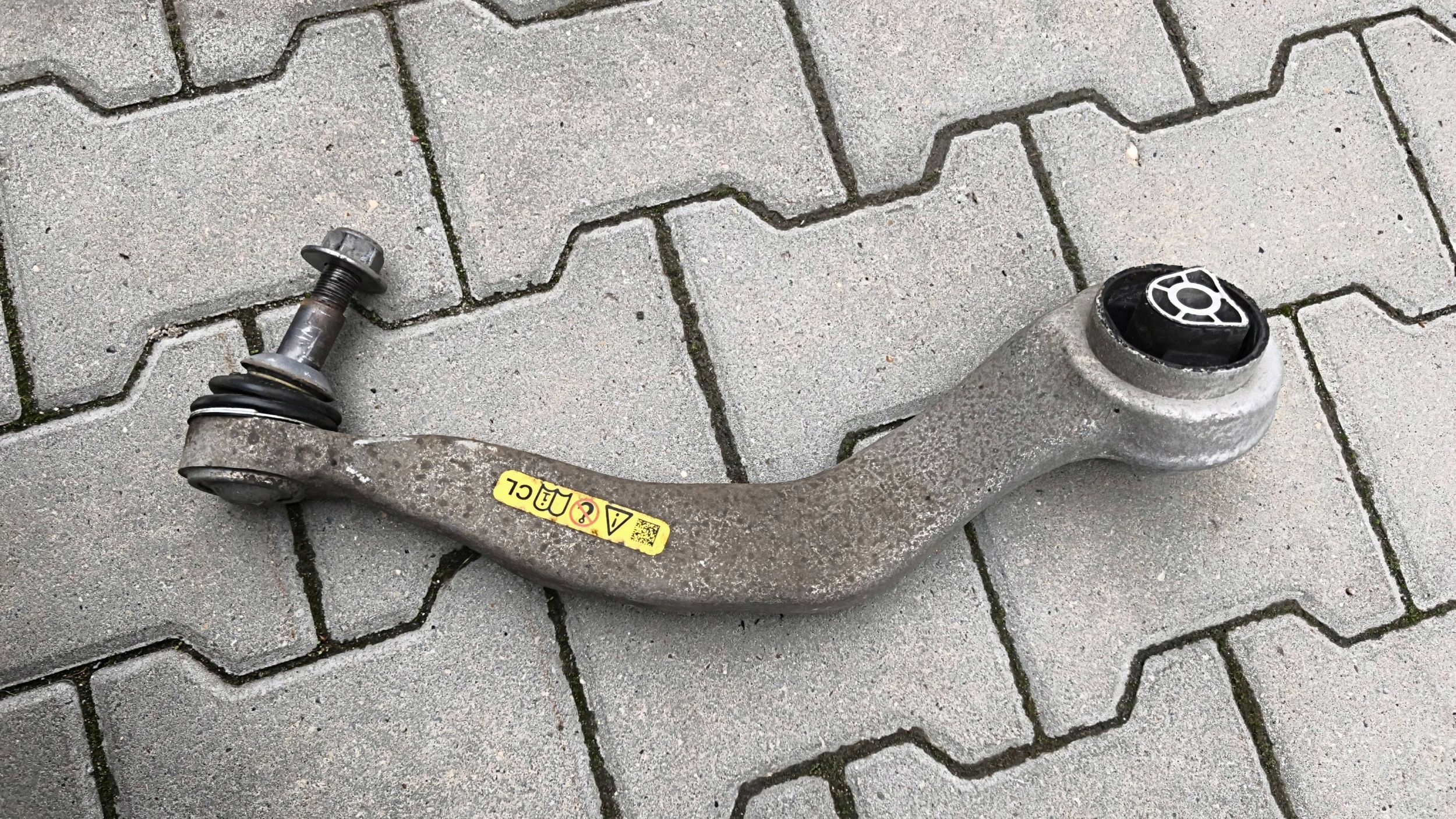 BMW 5 G30 G31 G38 6861161 arm front left
