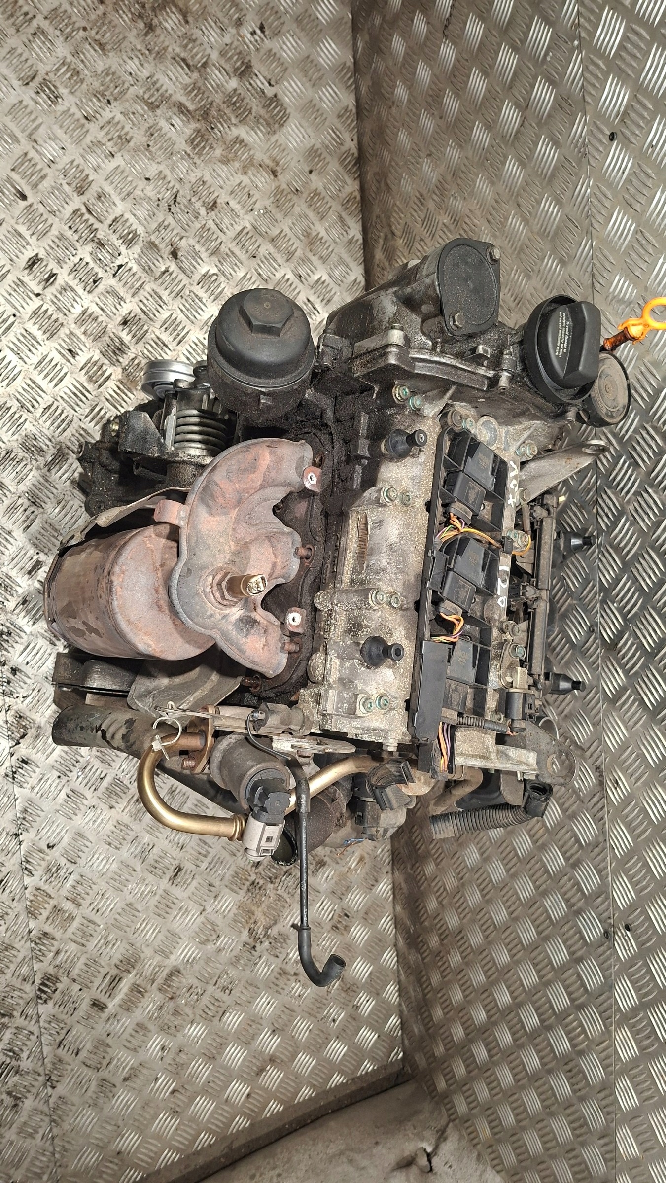 engine unprotected pillar VW POLO IV 1.2