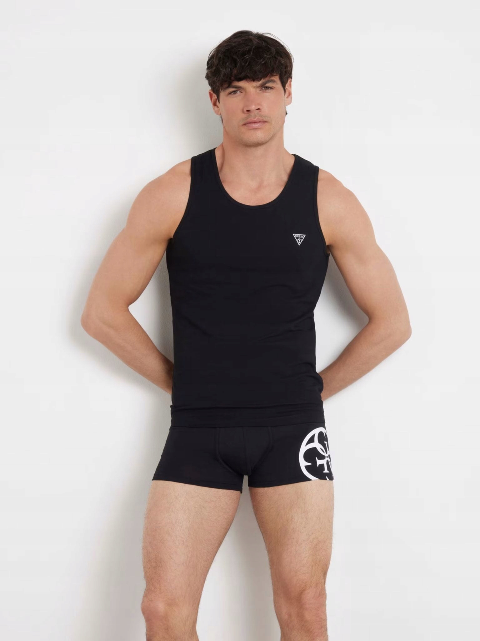 Pánské tílko Guess U97G15 KCD31 černé L