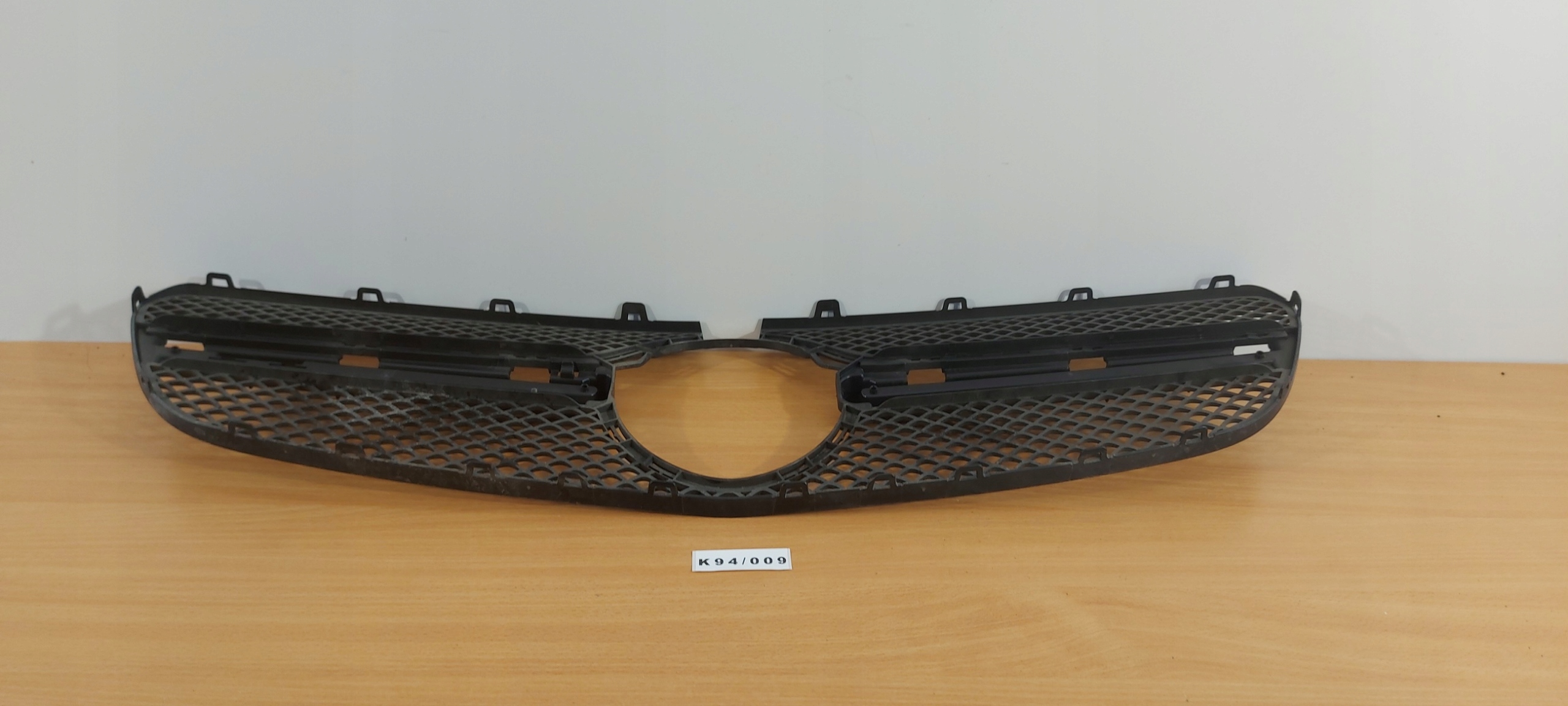 MERCEDES E-KLASA W238 front PREKLADgrill COUPE CABRIO OE