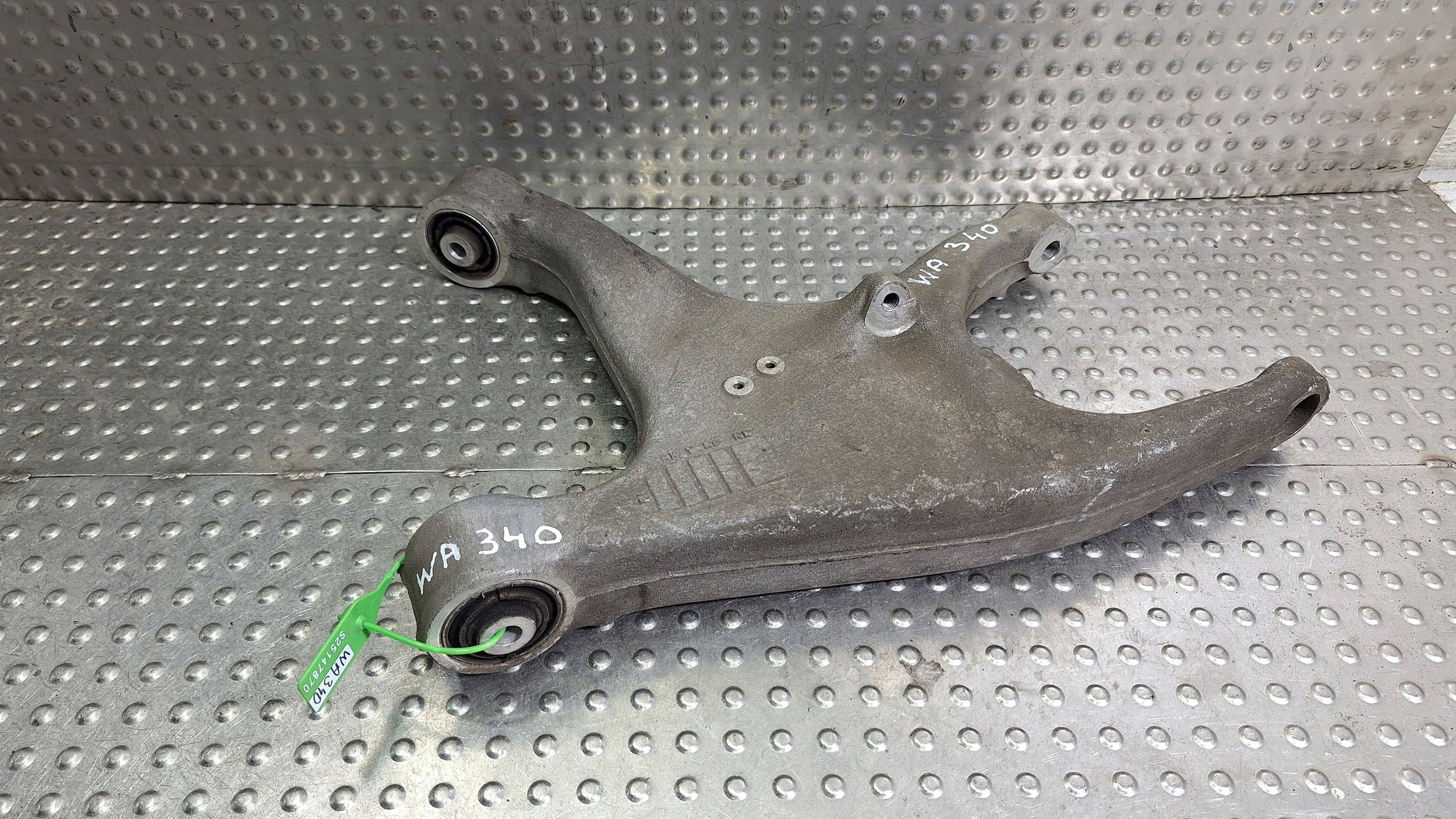 Querlenker Achsträgers rechts heck 8K0505312J AUDI A4 B8 A5 8T Original
