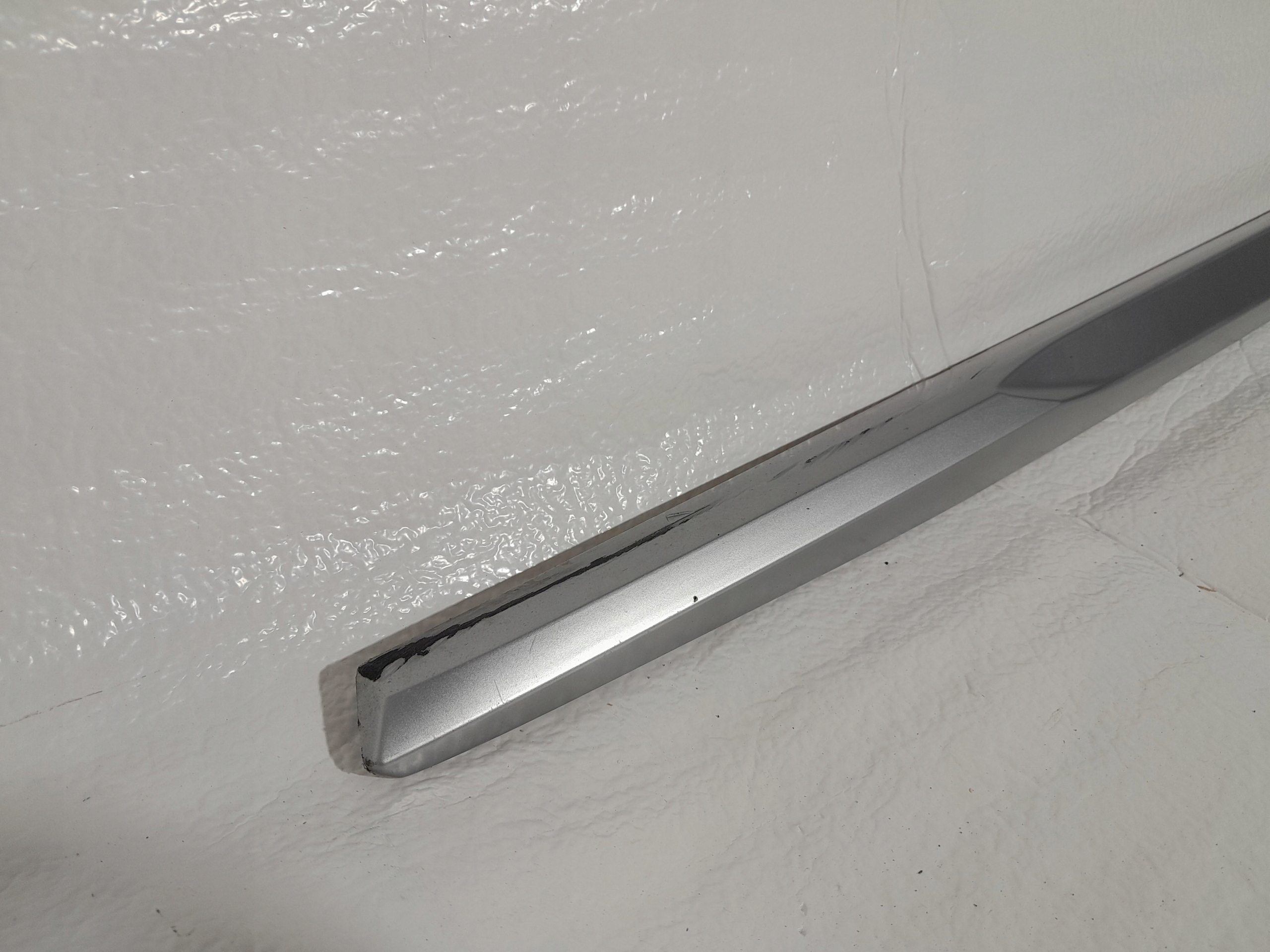 AUDI A3 S3 8Y moulding threshold right S-LINE 8Y0853856