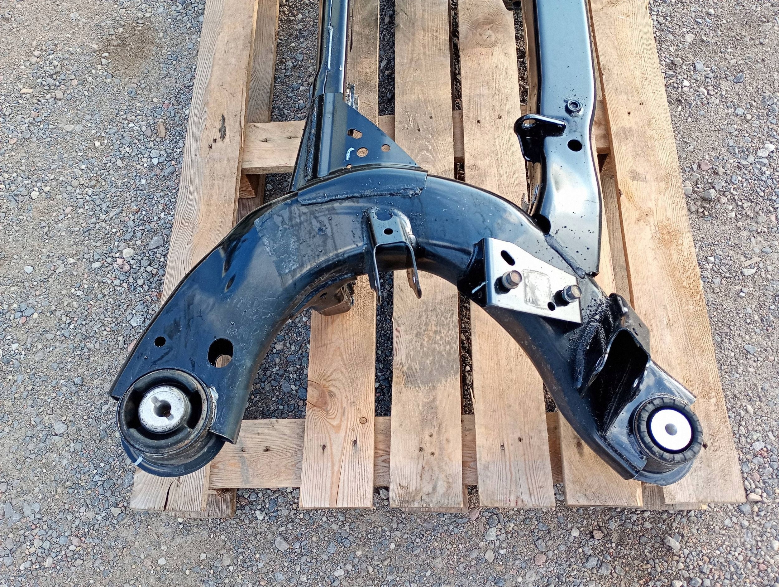 axle beam subframe sider rear part rear Dodge Charger Challenger 6.4 SRT 2015