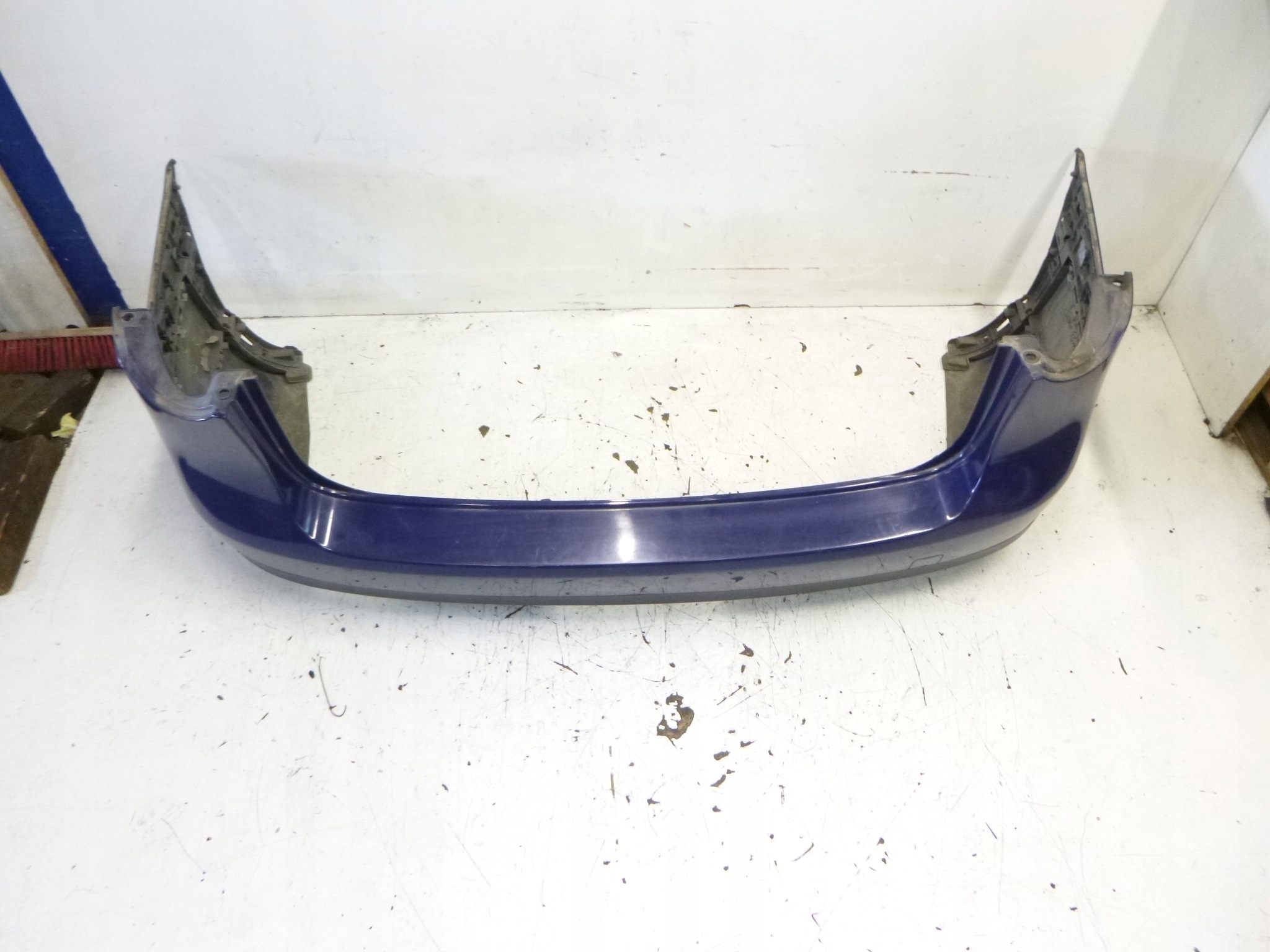 Stoßstange heck VW Passat B6 blauer 2006r. 3C9807421 komplet