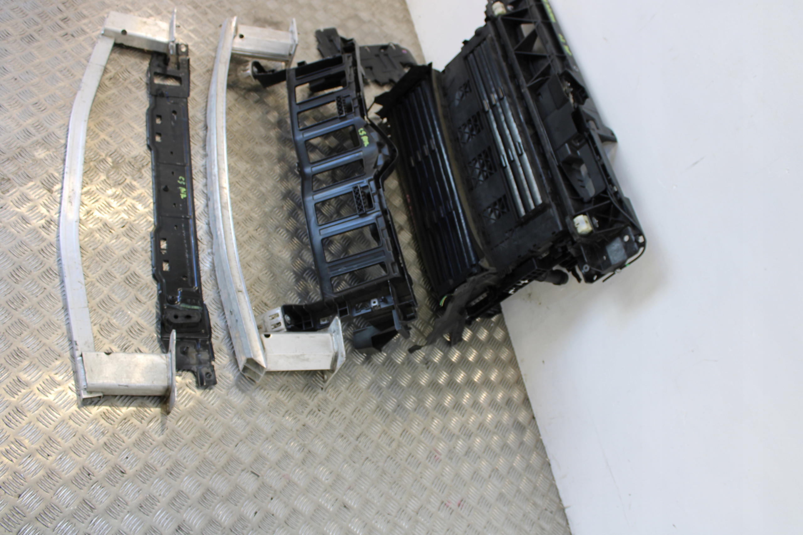 support panel for radiators front pillar radiator CITROEN C5 AIRCROSS 1,2 THP