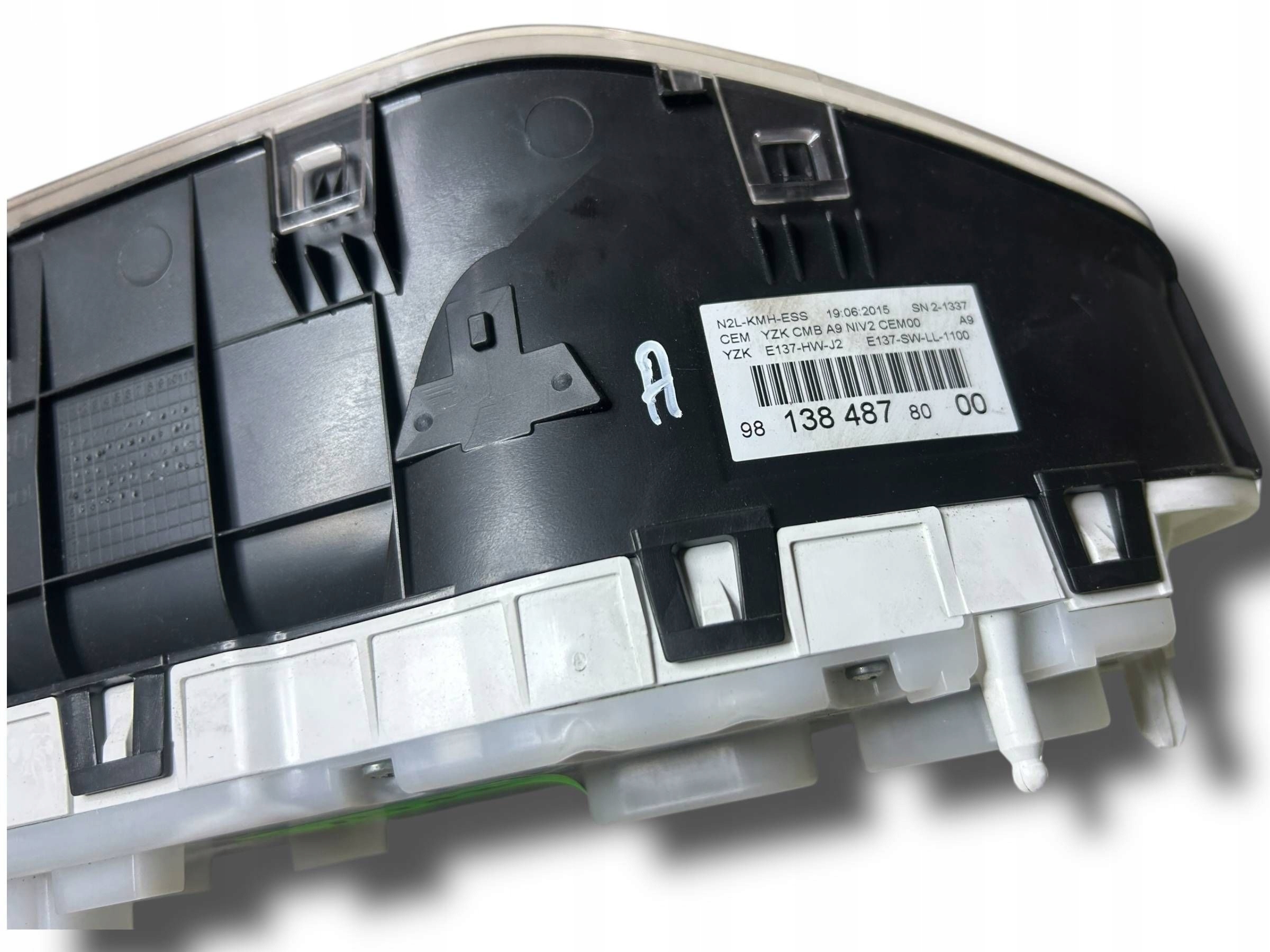 9813848780 dials dials peugeot 208 and 15R !J