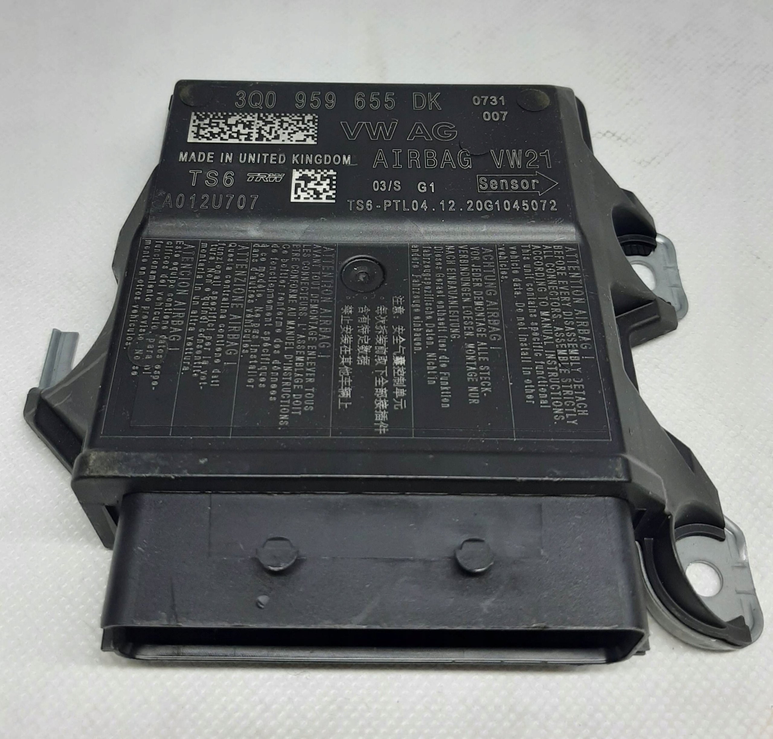 Skoda Karoq Moduł Airbag Sensor NOWY 3Q0959655DK Numer katalogowy części 3Q0959655DK Skoda Karoq