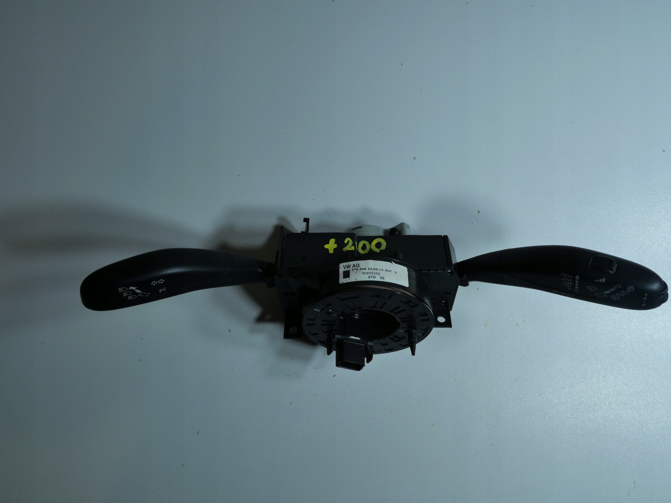 steering wheel levers and controls ring VW T5 7H0