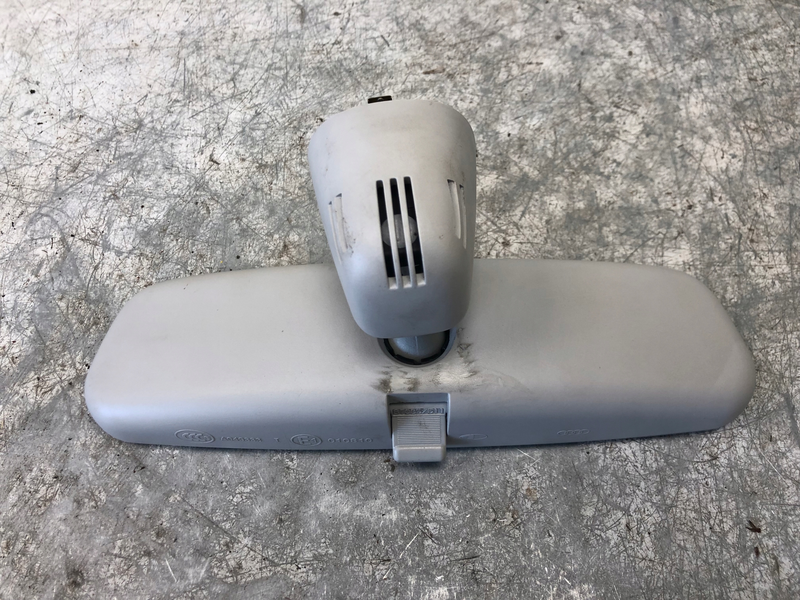 mirror inner 3 PIN AUDI A5 8T0857511