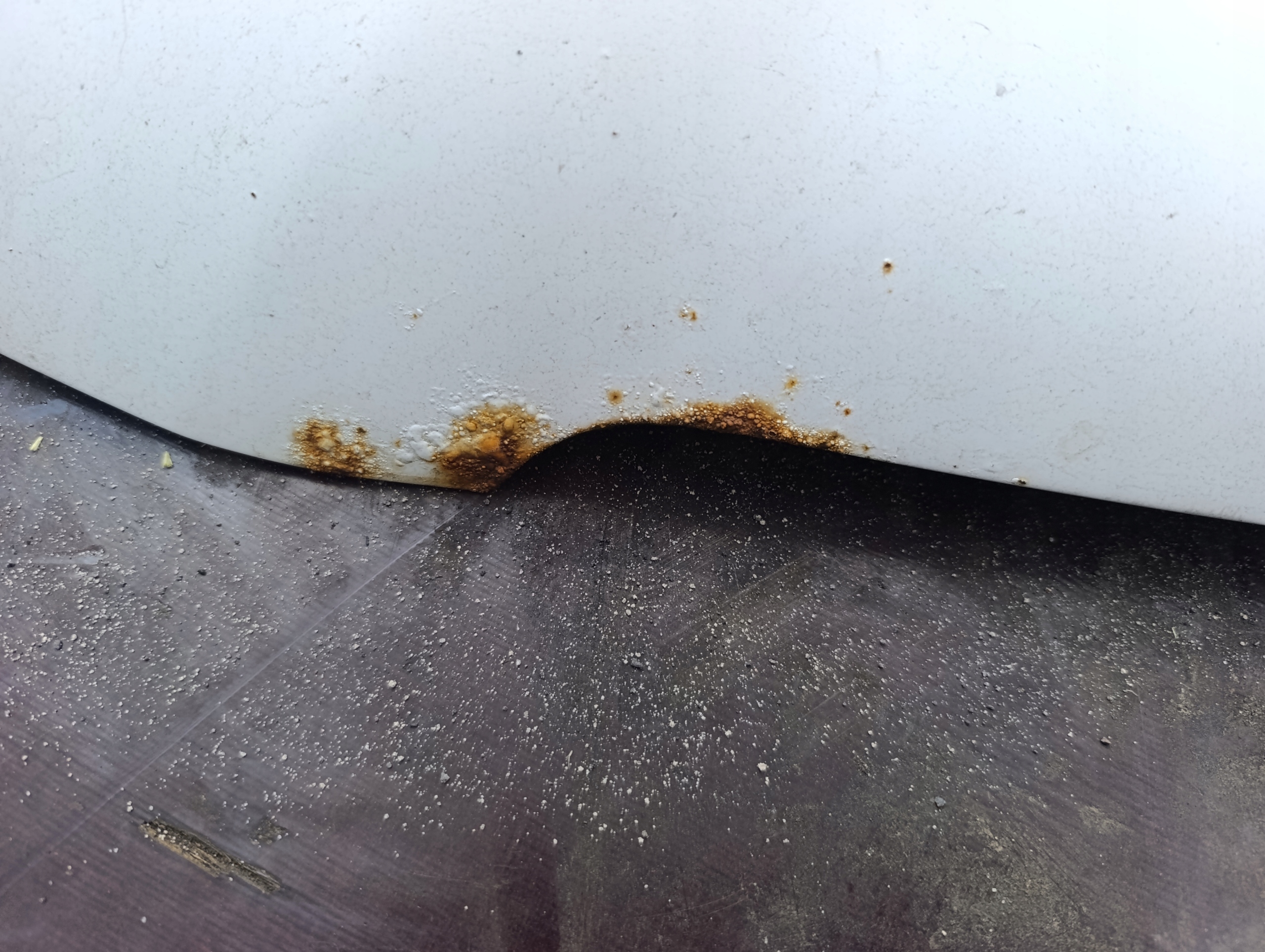 VW T5 bonnet biala