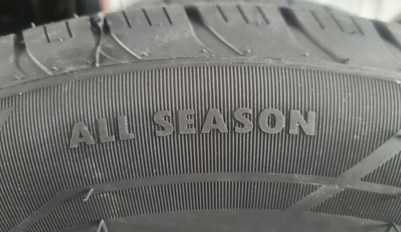 235/65 R17 NOWE opony całoroczne SUV ORYGINAŁ XL Klasa pozostałe marki