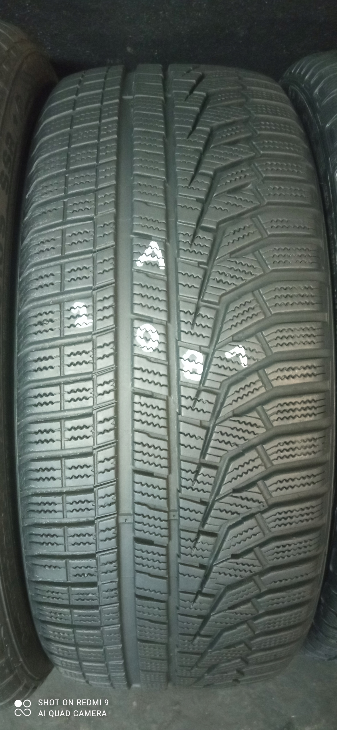 HANKOOK WINTER I'CEPT EVO2 225/45R18