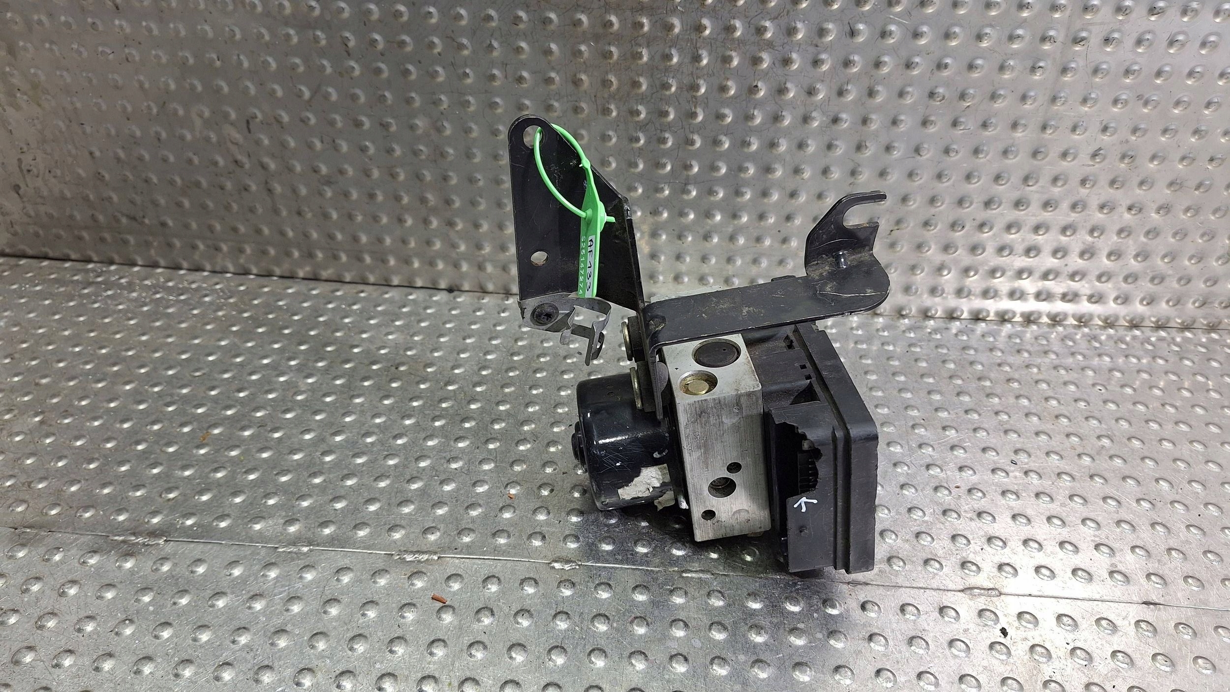 pump control unit ABS 2M51-2M110-EE 10.0925-0119.3 TRANSIT CONNECT FOCUS MK1