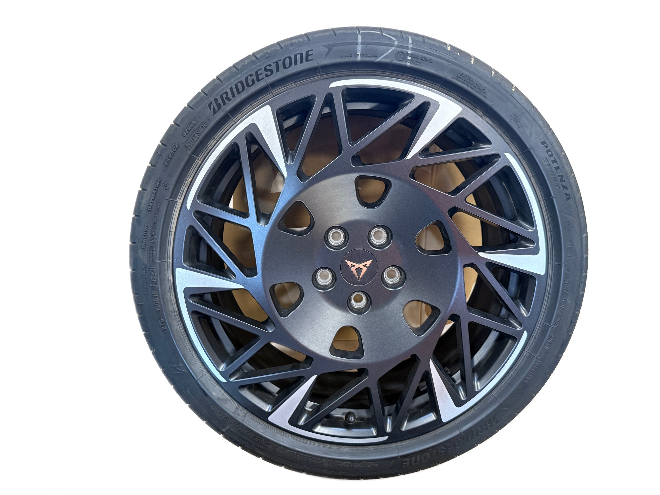 CUPRA BORN wheels discs 235/40R20 BRIDGESTONE