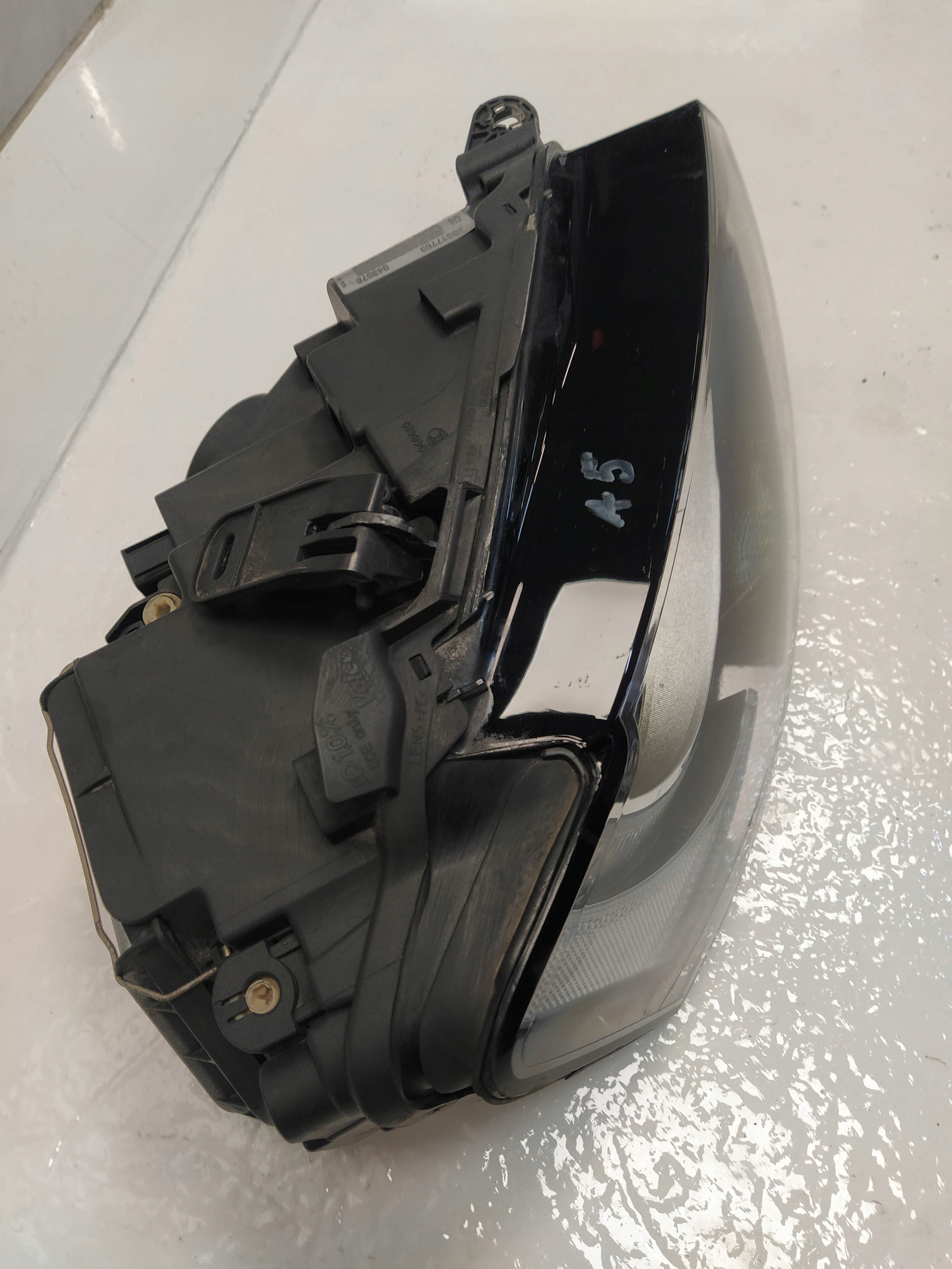 AUDI A5 light front front right XENON 13 PIN NIESKRETNA