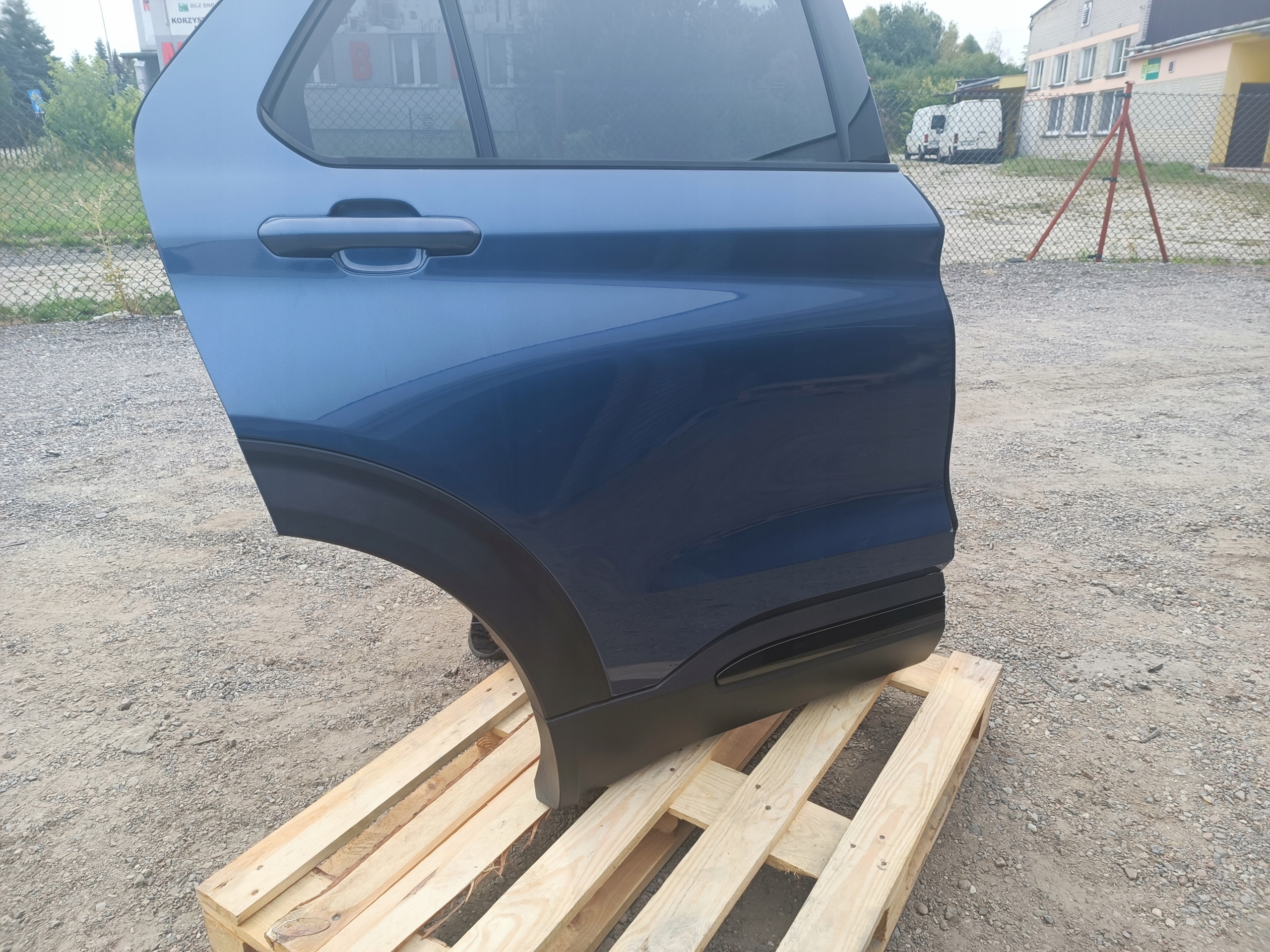 door rear part rear. right complete Ford Explorer VI 2020