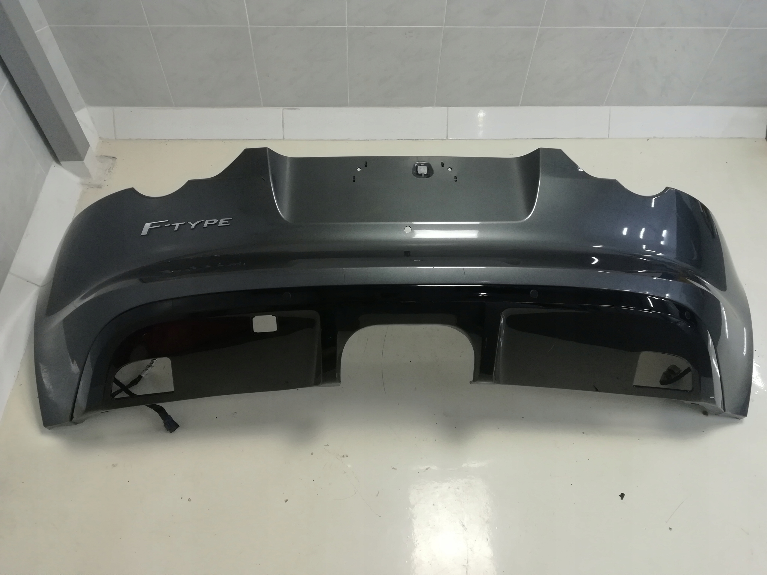 JAGUAR F-TYPE X152 bumper rear part 4x PDC KAMERA