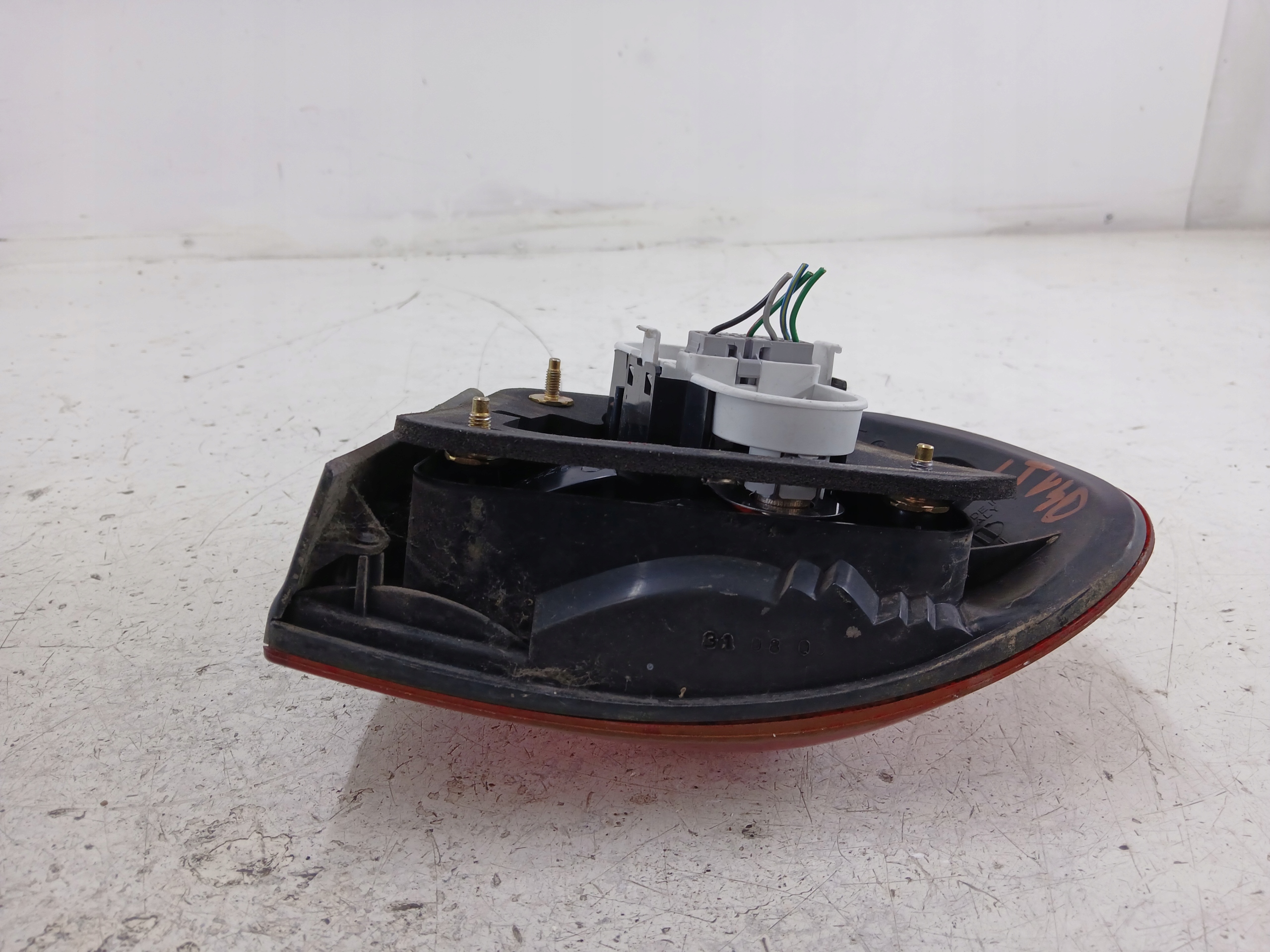 VOLVO V40 and light left rear part
