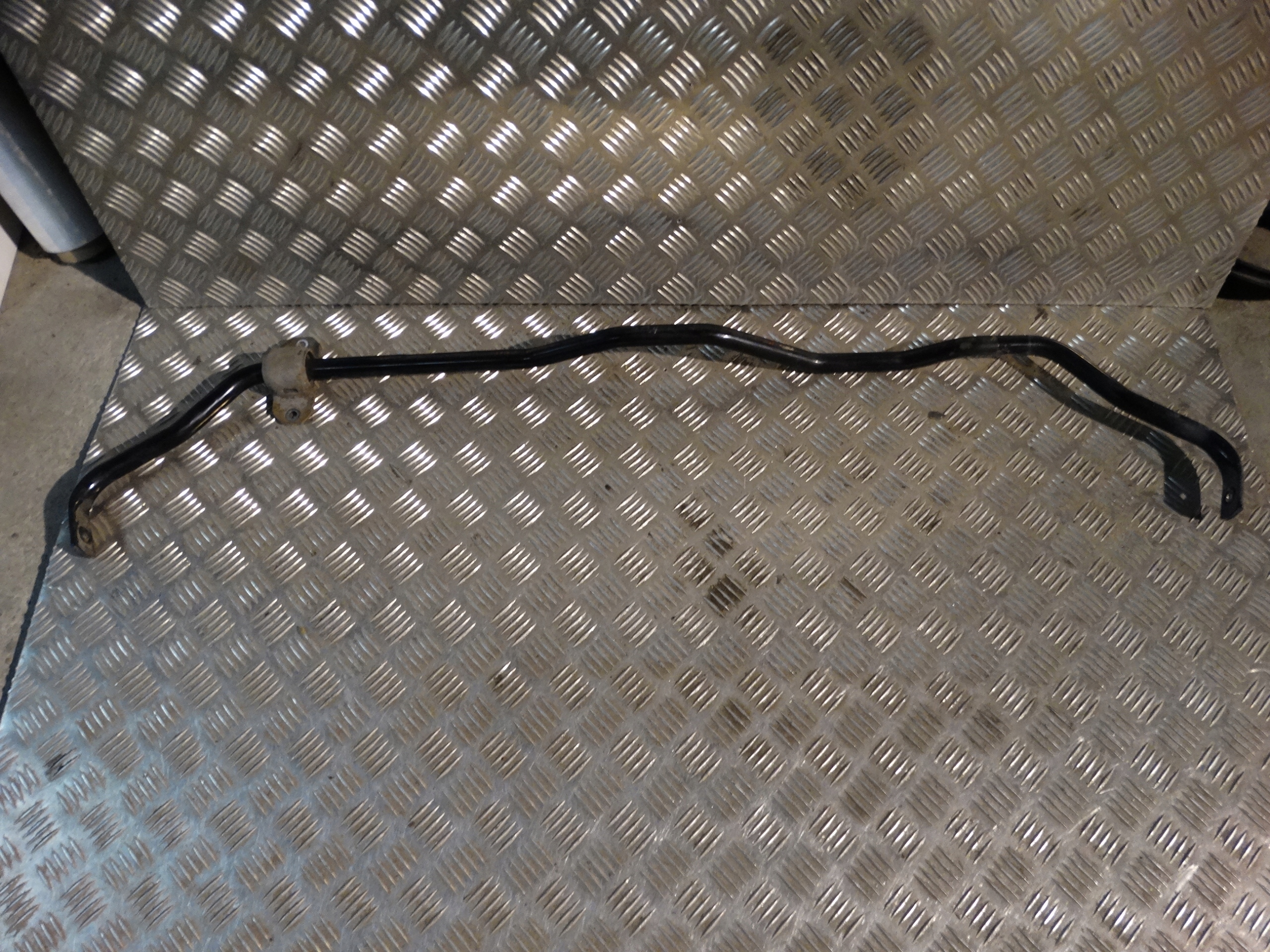 IDEALNY STABILIZATOR rear AUDI Q7 Q8 4M 1 9