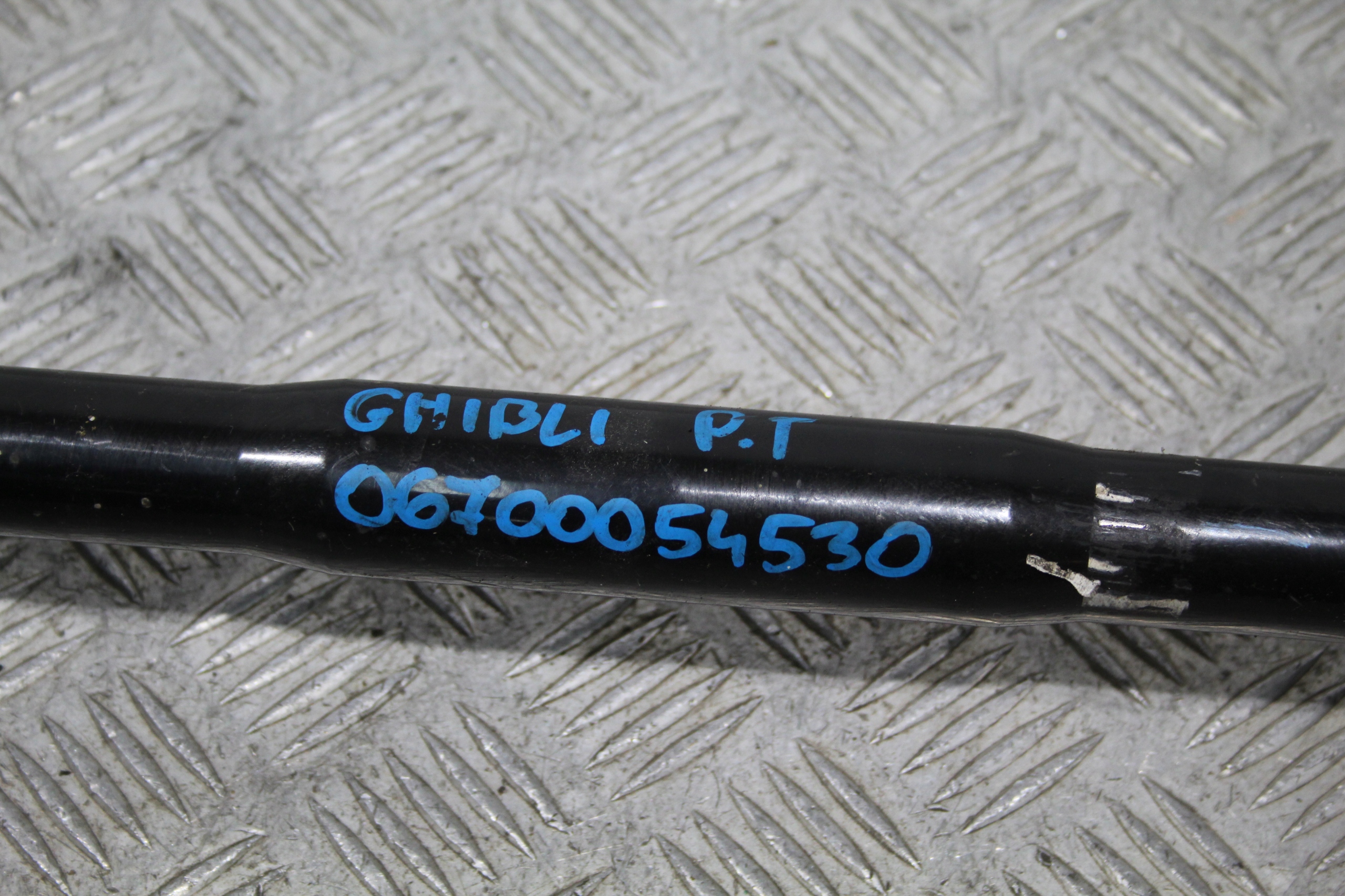 semi-axis right rear part MASERATI GHIBLI Q4 06700054530