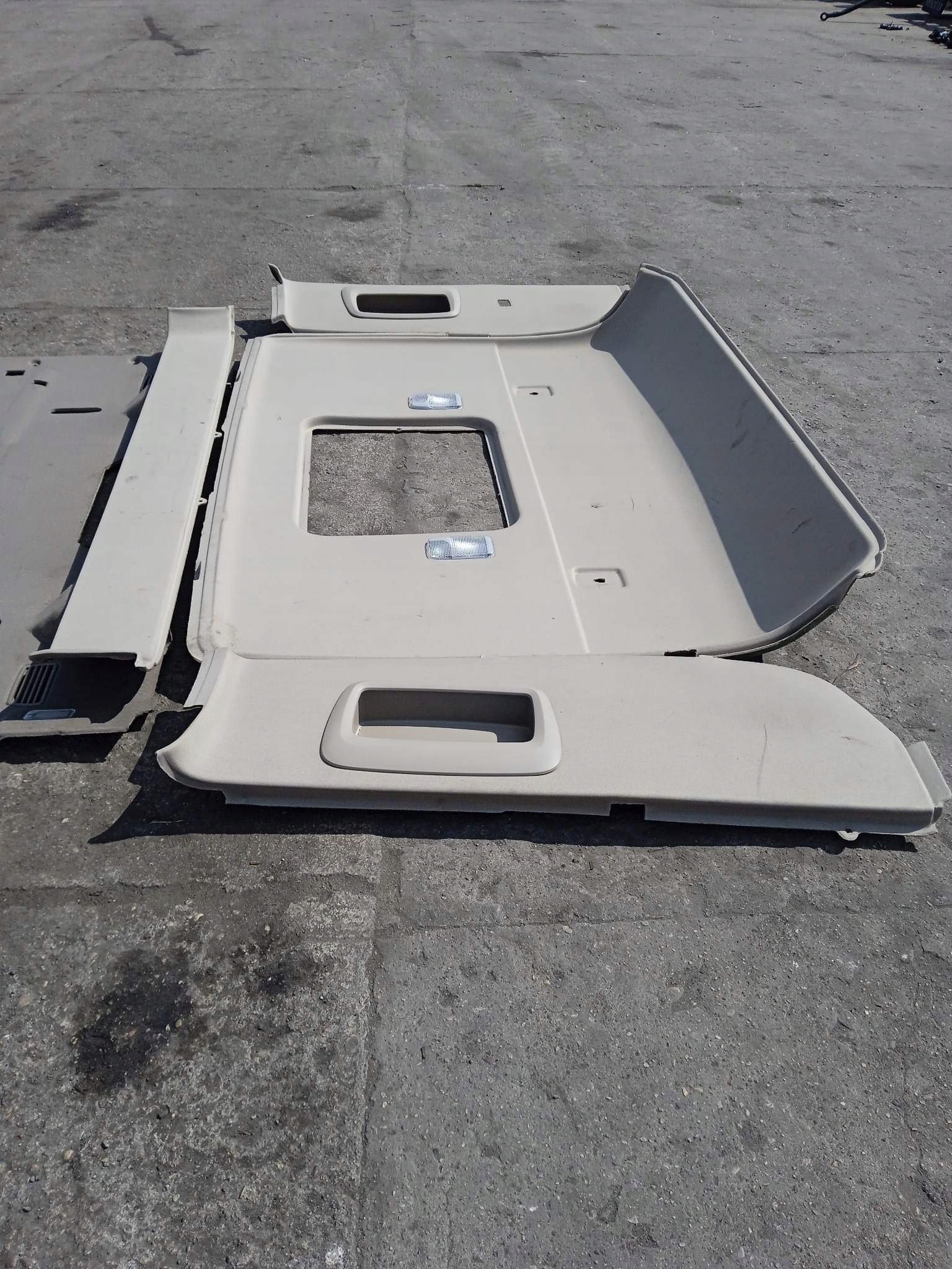 TAPICERKA KOMPLET TAPICEREK SCANIA R Numer katalogowy części 654484