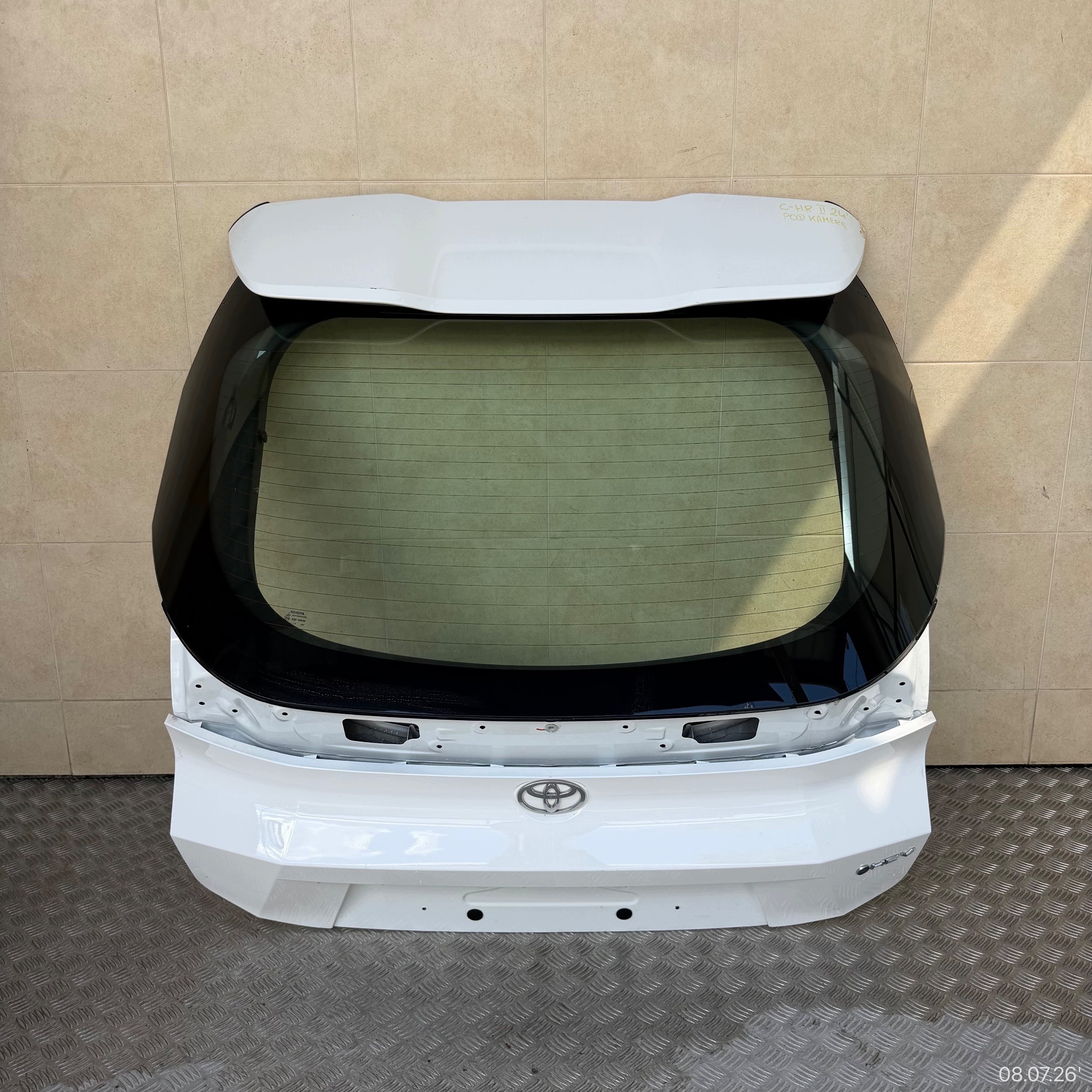 boot doors complete TOYOTA C-HR II 2024 ROK below KAMERE