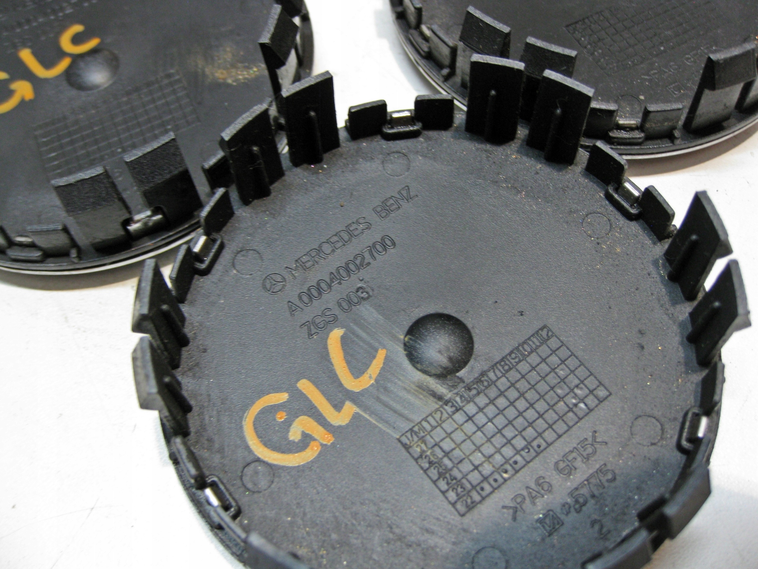 MERCEDES couvre/cache pivot couvercle MERCEDES AMG A0004002700