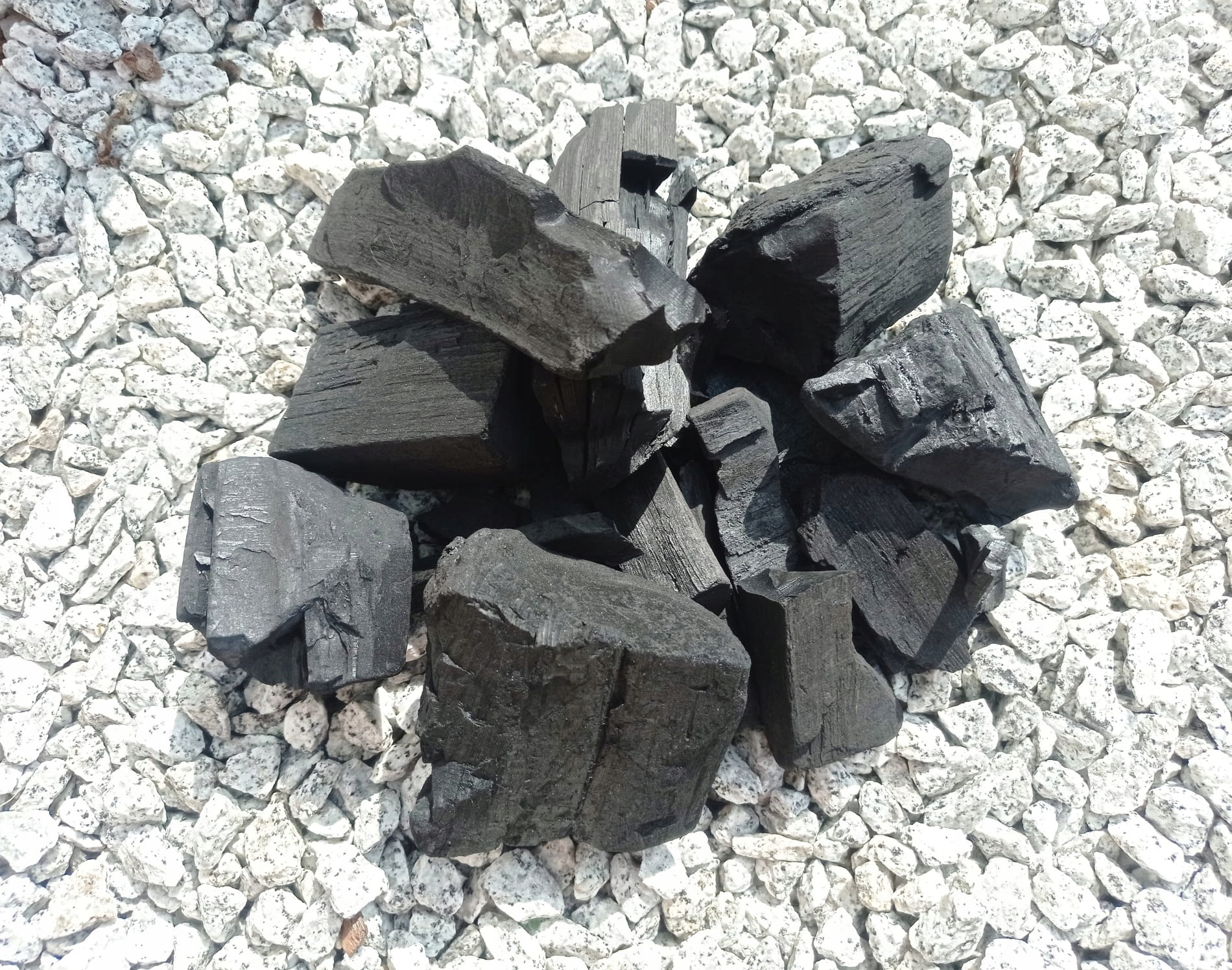 Węgiel drzewny 2,5 kg grill bieszczadzki super jakość Kod producenta 5904259249515