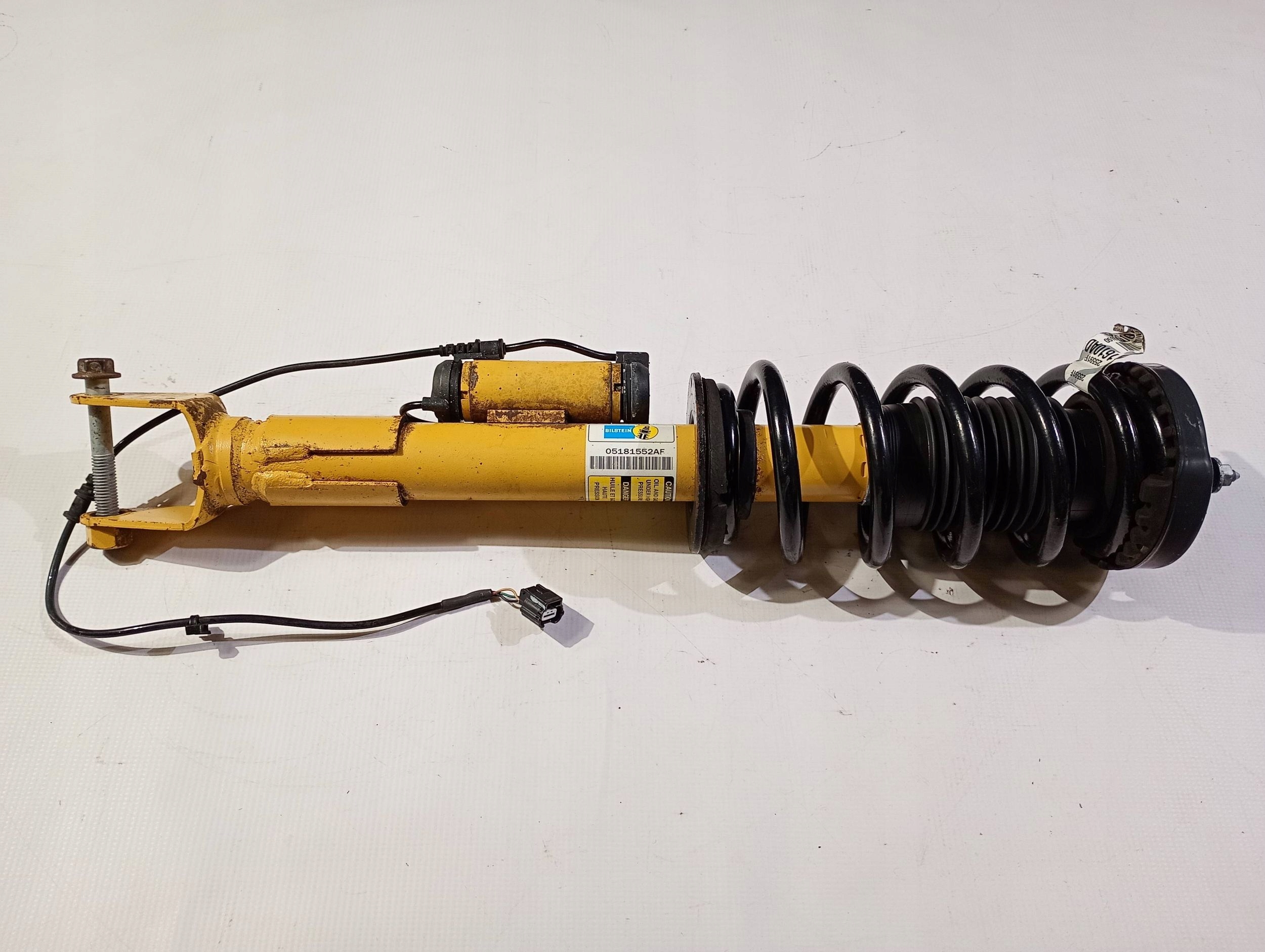 shock absorber front front right Dodge Charger Challenger 6.4 SRT