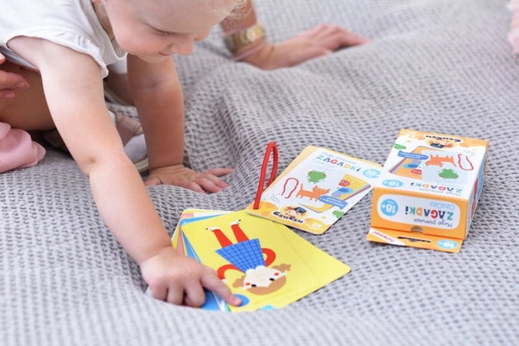 Moje pierwsze zagadki Czu Czu 18m+ Tytuł Moje pierwsze zagadki CzuCzu