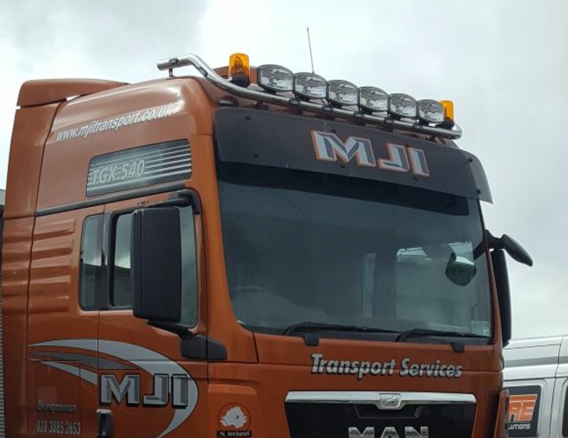 Orurowanie górne MAN TGX (szeroki)