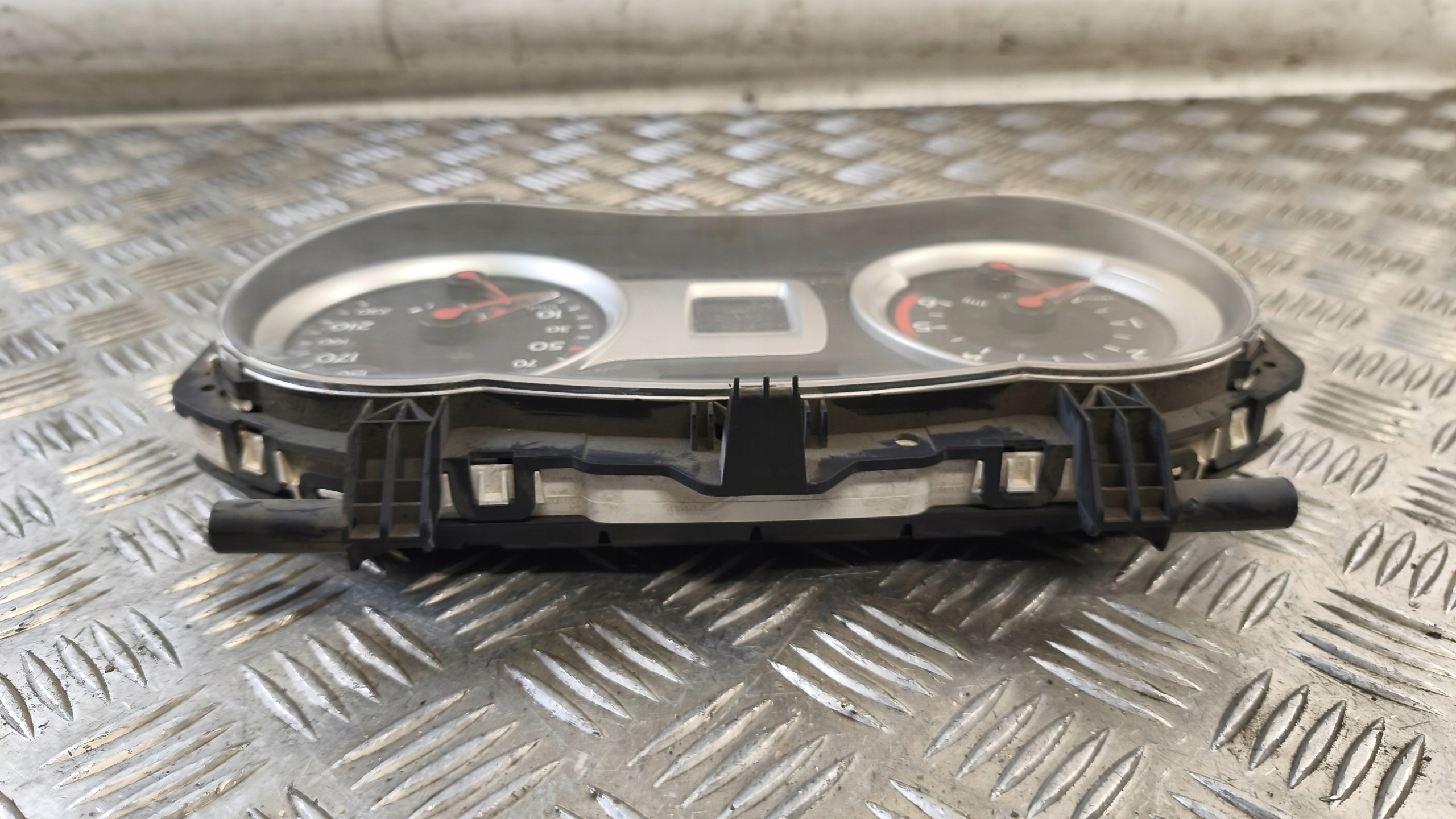 dials dials RENAULT CLIO III 2007r 1.5DCI 8200761861-N
