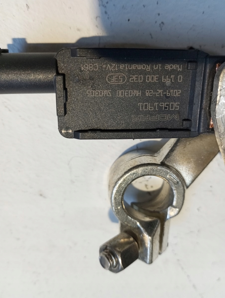 Batteriemanagement Sensor MINUS ALFA ROMEO GIULIA 50561901