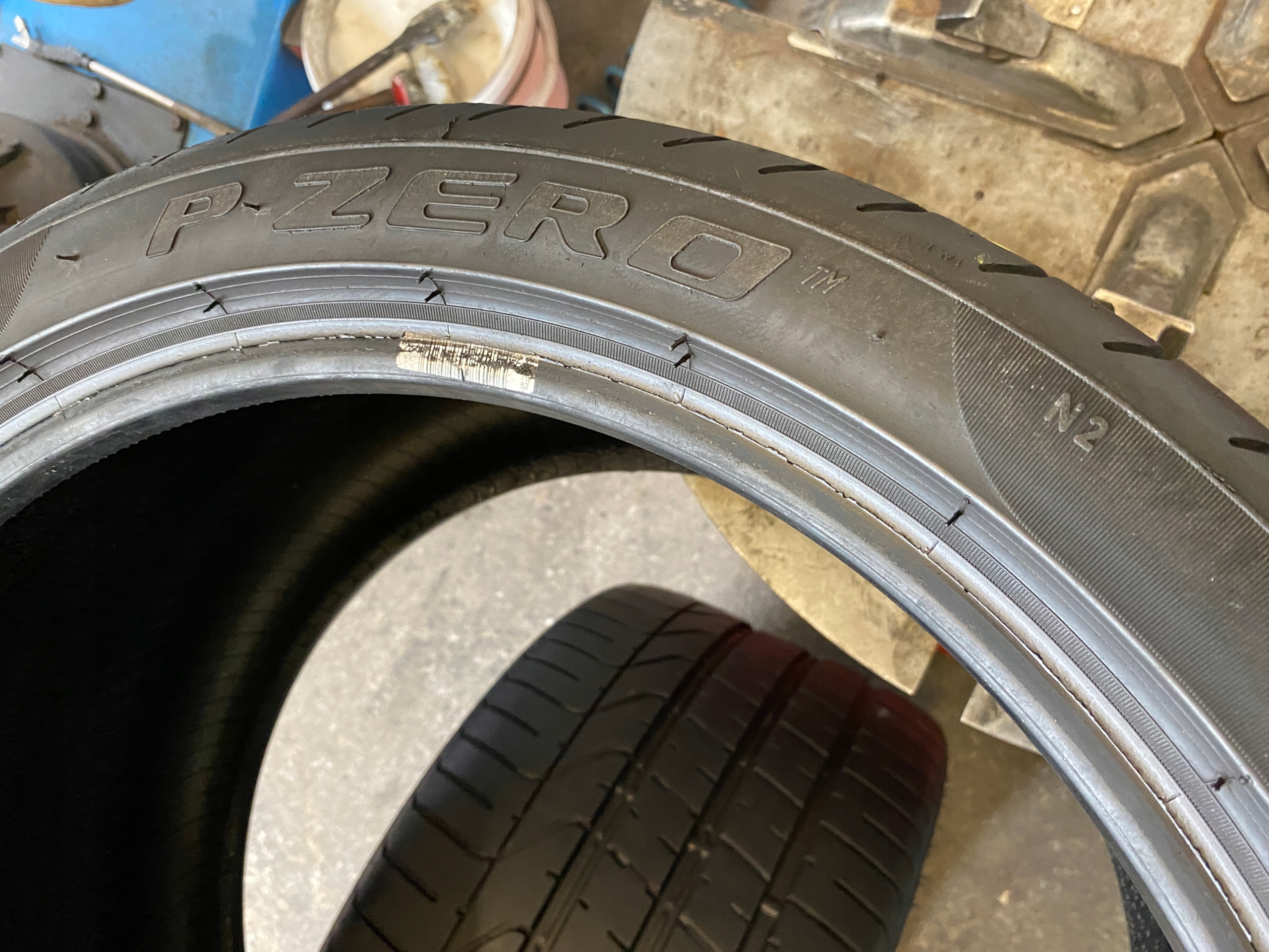 2 tyres summer 305/30R19 Pirelli P Zero as new 7mm