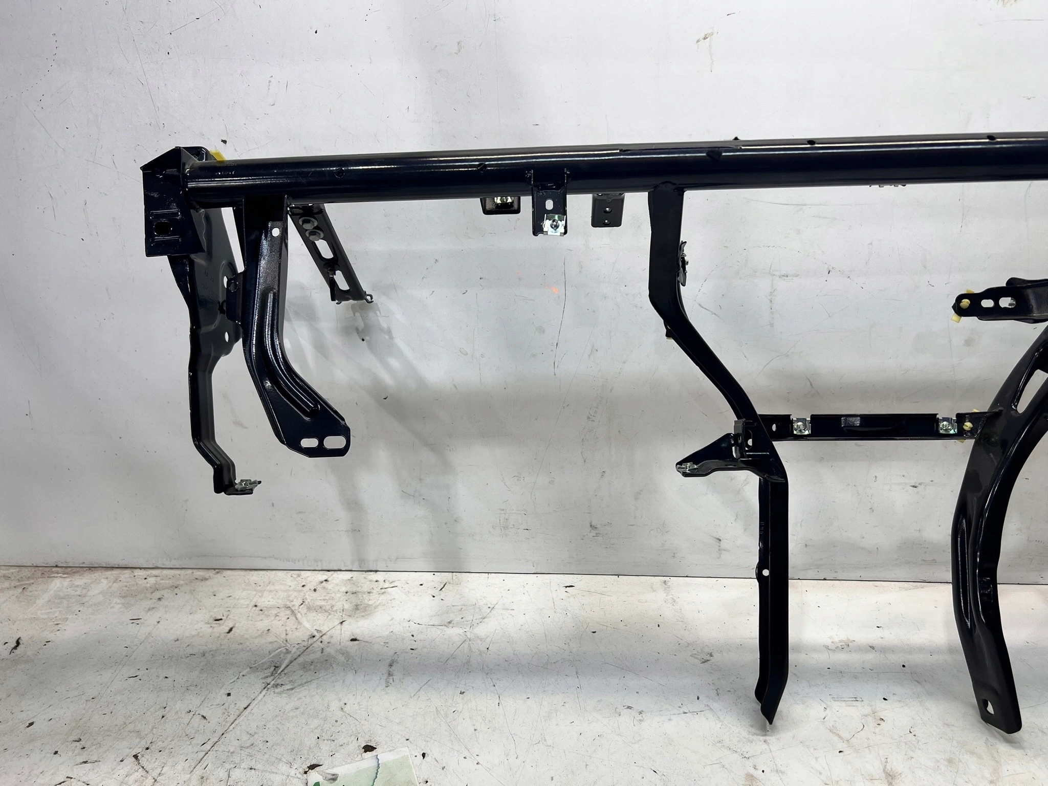 Support du tableau de bord ROZDZIELCZEJ AUDI A3 8V 8V1858045F