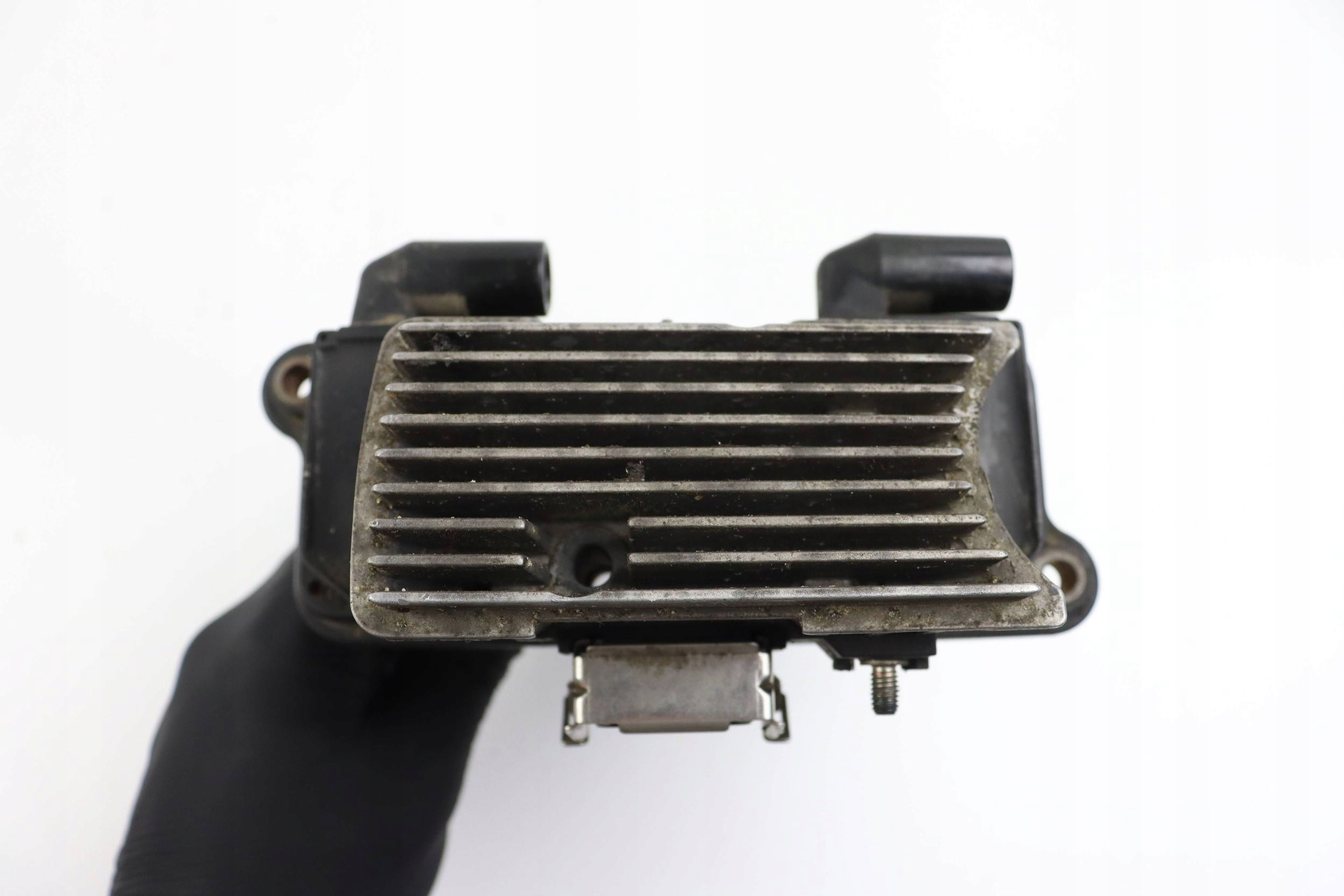 AUDI A4 B5 coil ignition BOSCH 1.8 058905105A